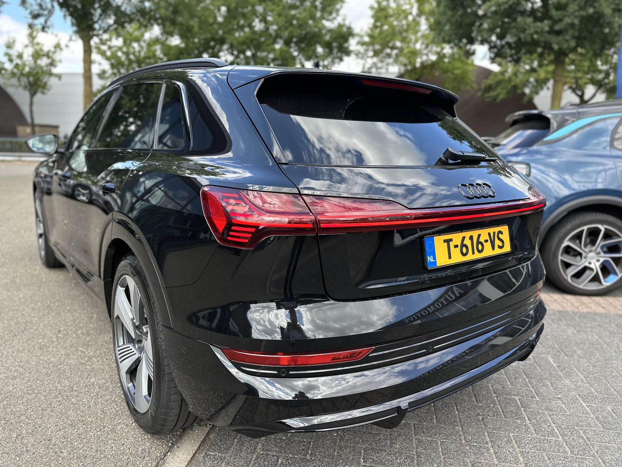 Hoofdafbeelding Audi e-tron