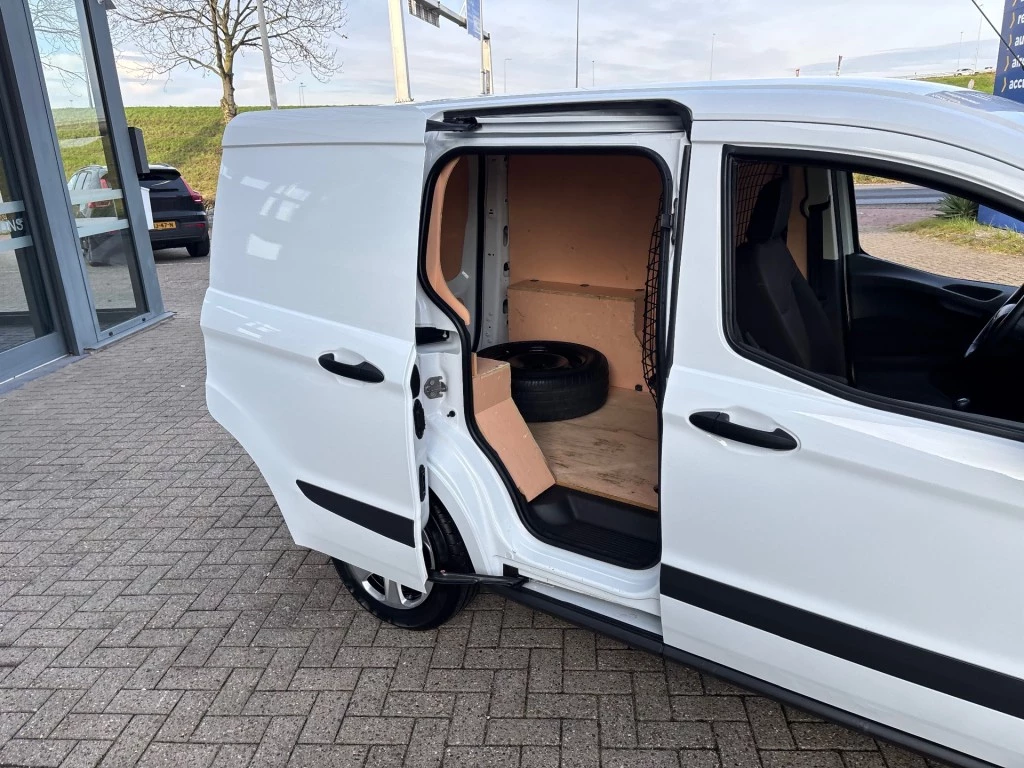 Hoofdafbeelding Ford Transit Courier