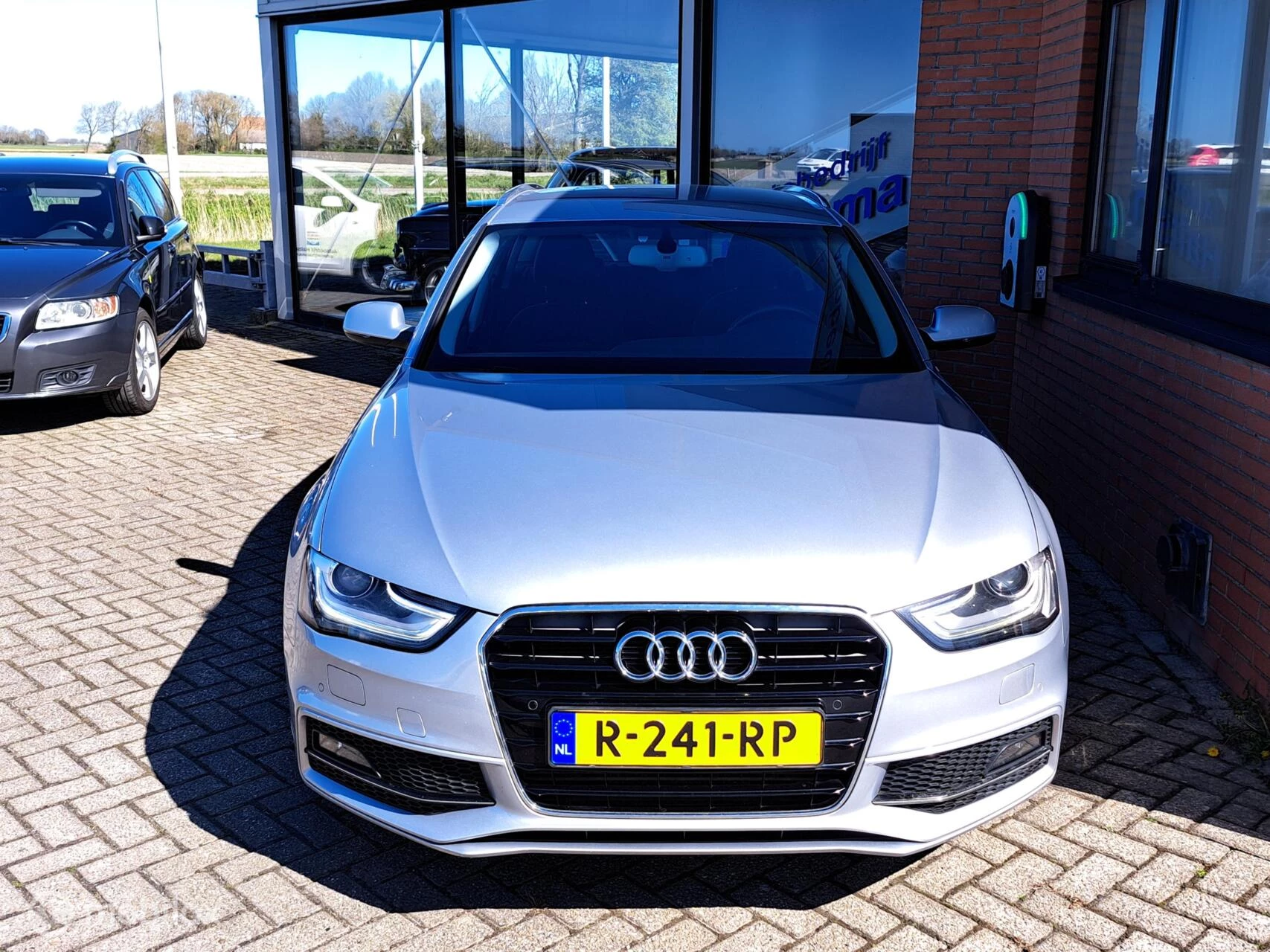 Hoofdafbeelding Audi A4