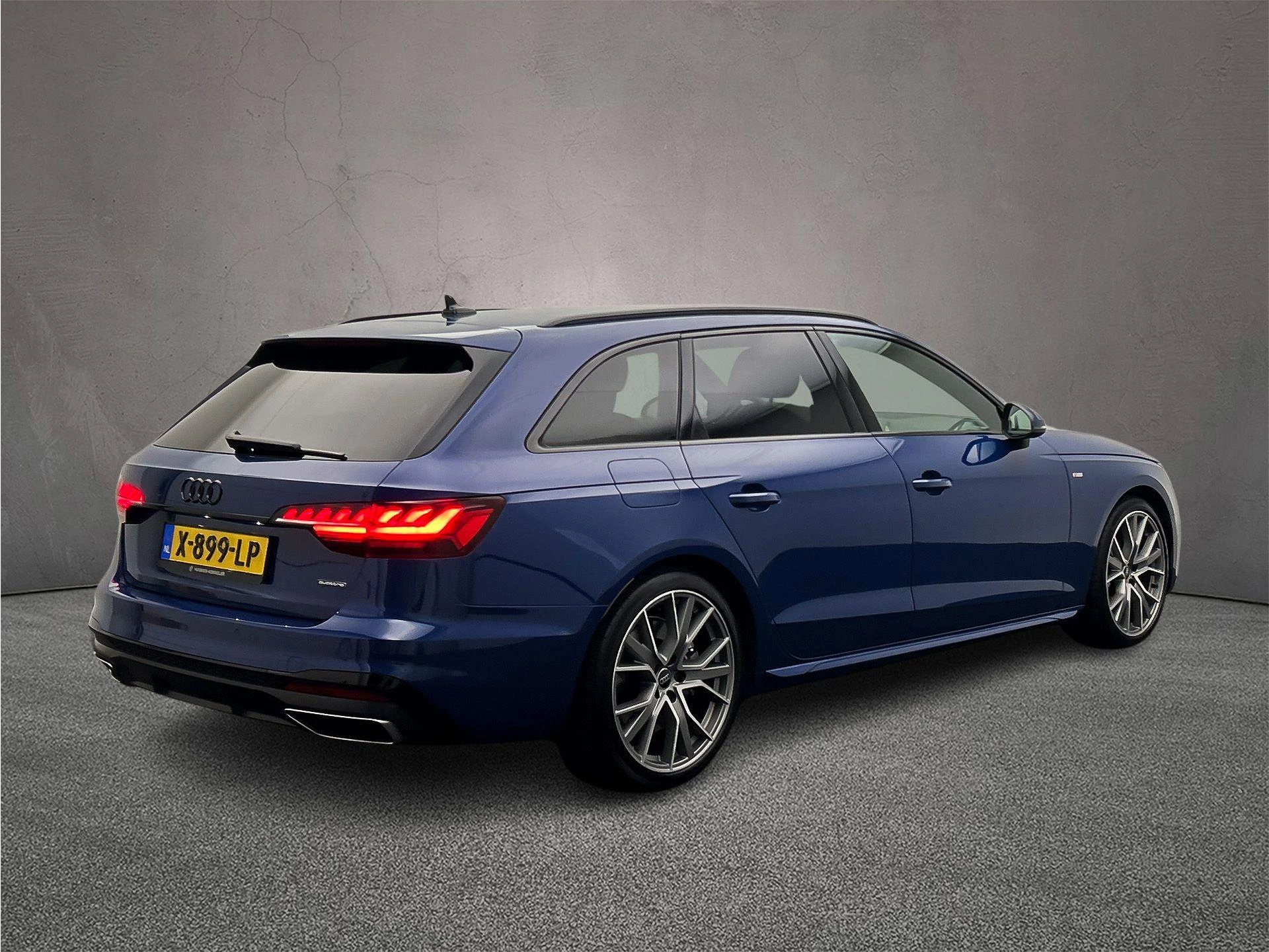 Hoofdafbeelding Audi A4