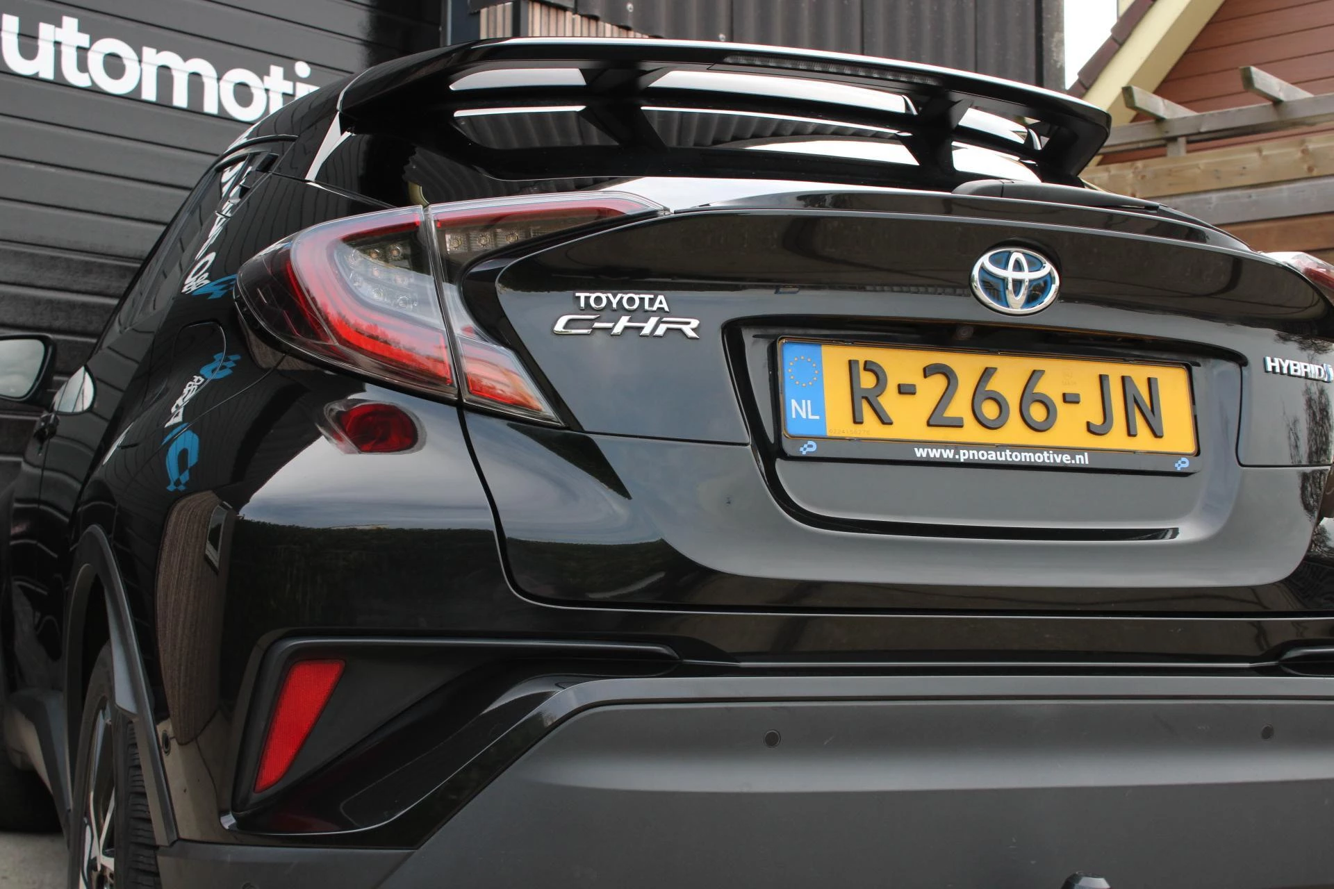 Hoofdafbeelding Toyota C-HR