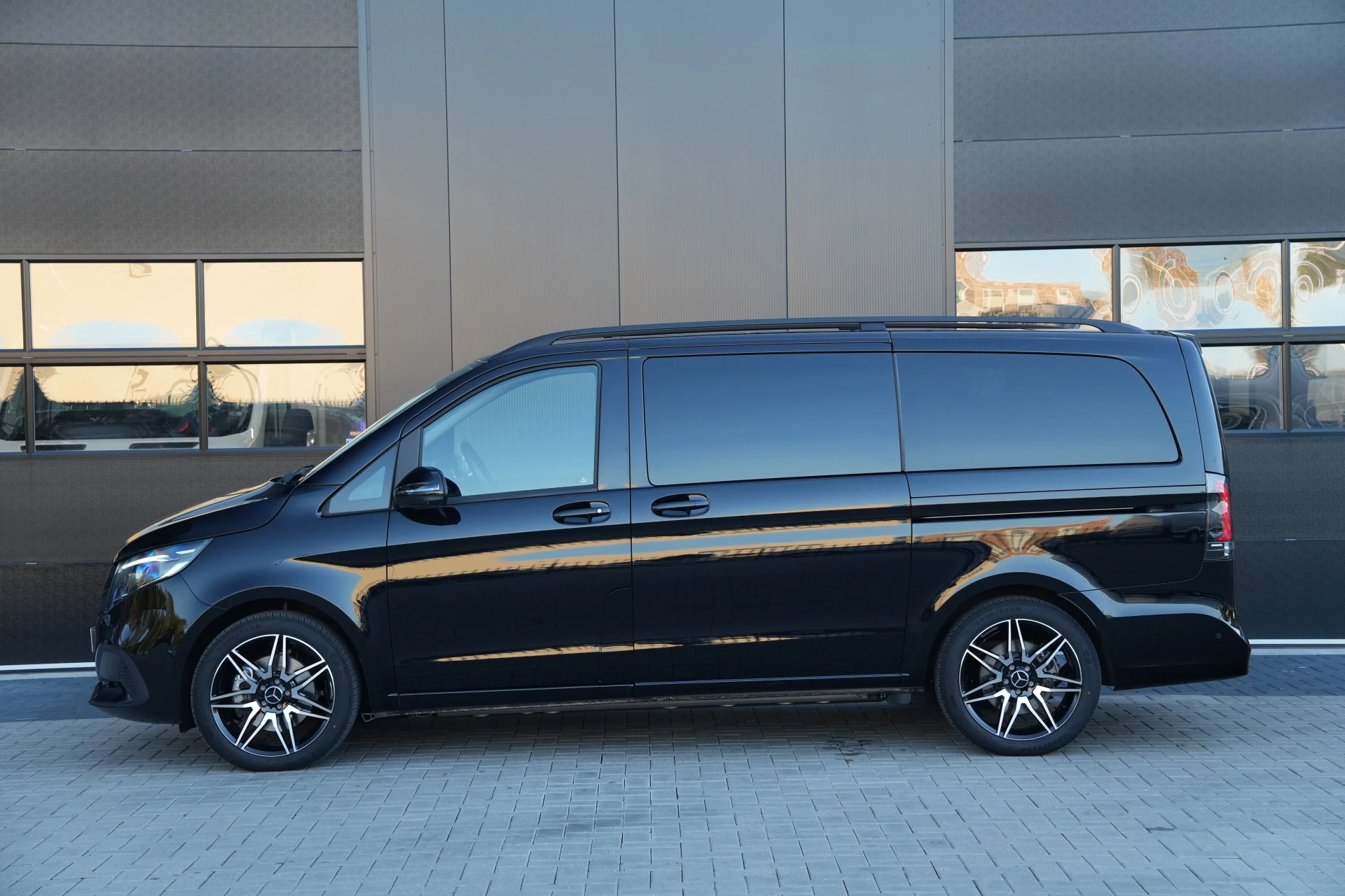 Hoofdafbeelding Mercedes-Benz EQV