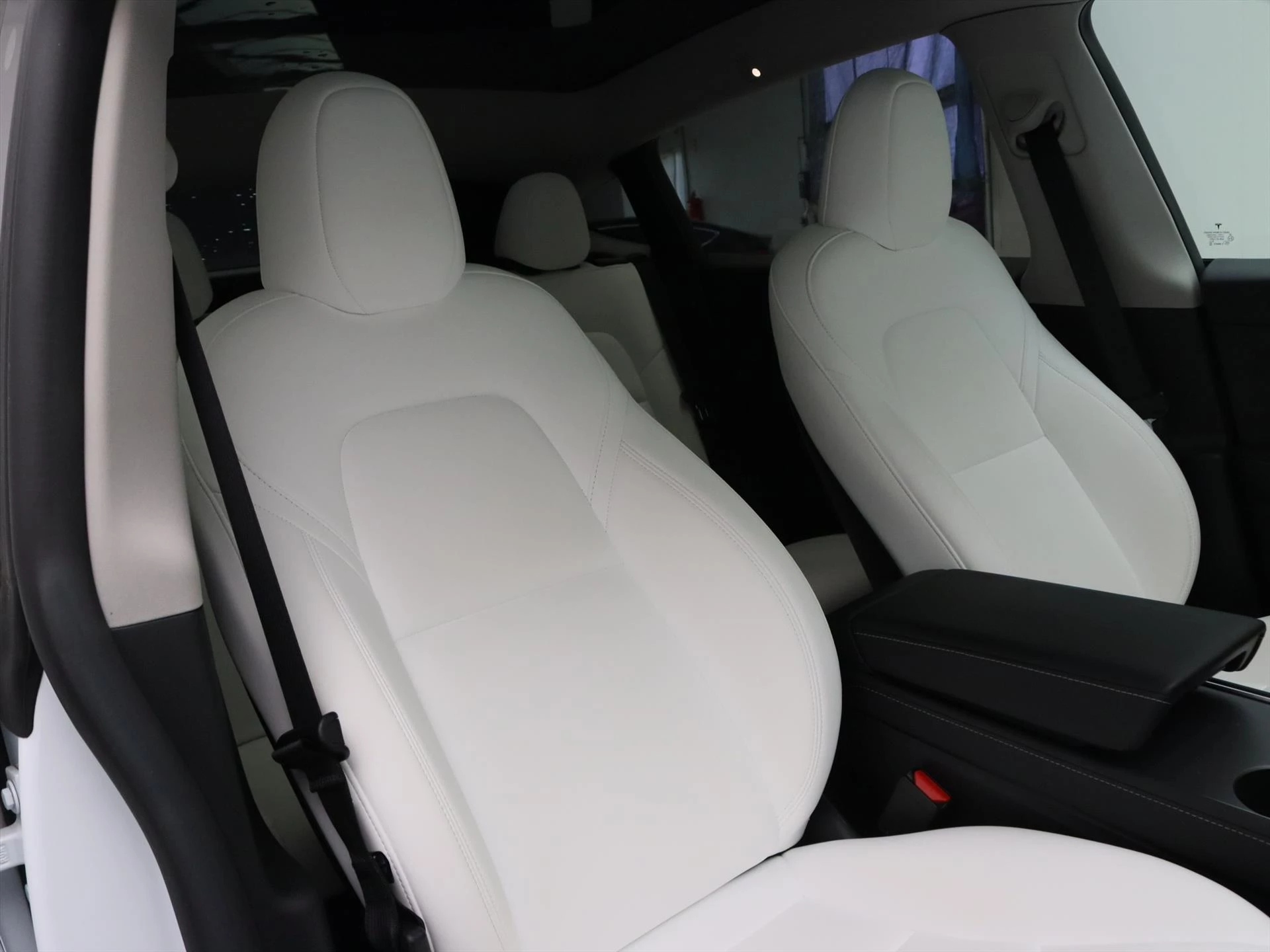 Hoofdafbeelding Tesla Model Y