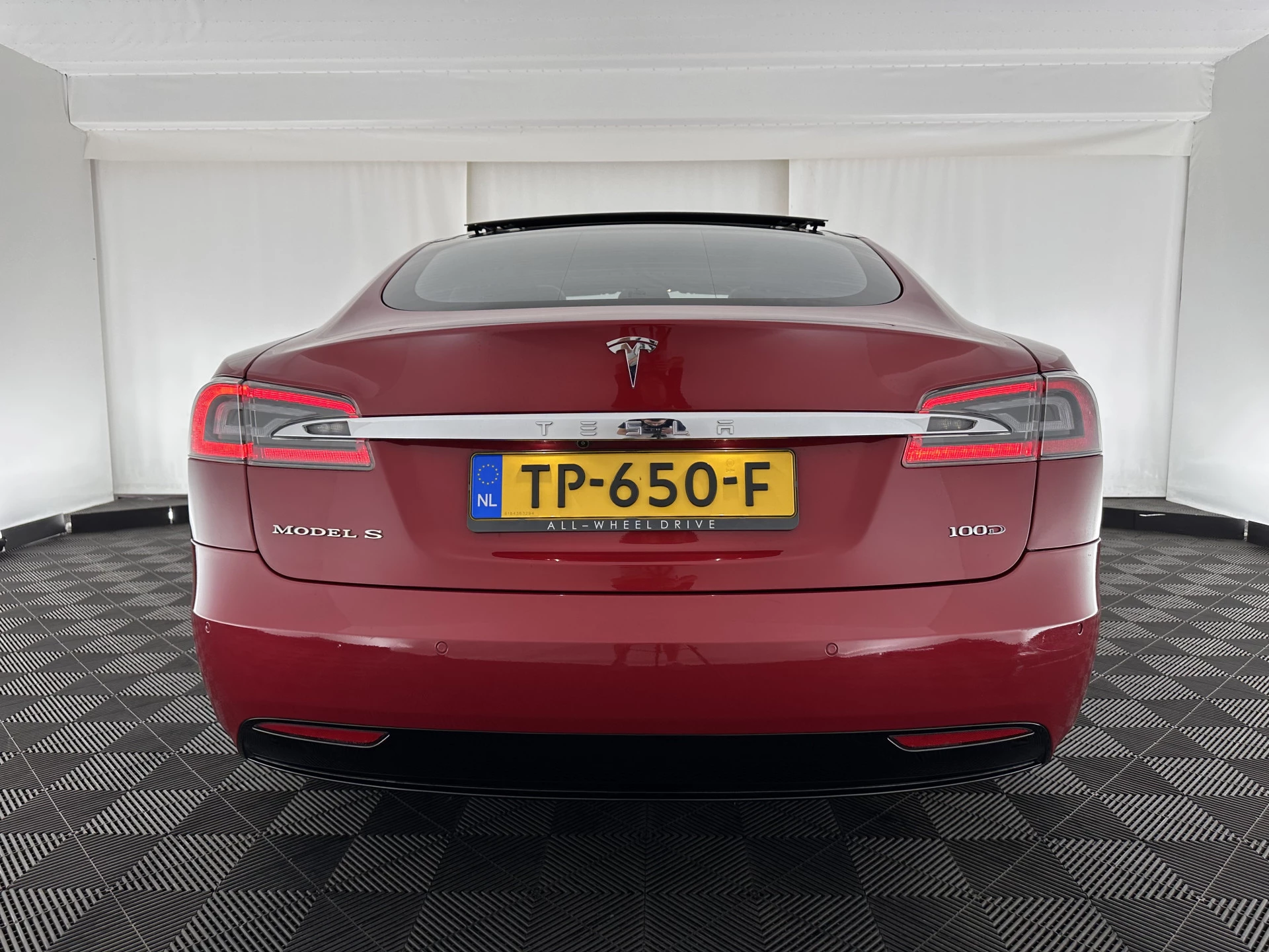 Hoofdafbeelding Tesla Model S