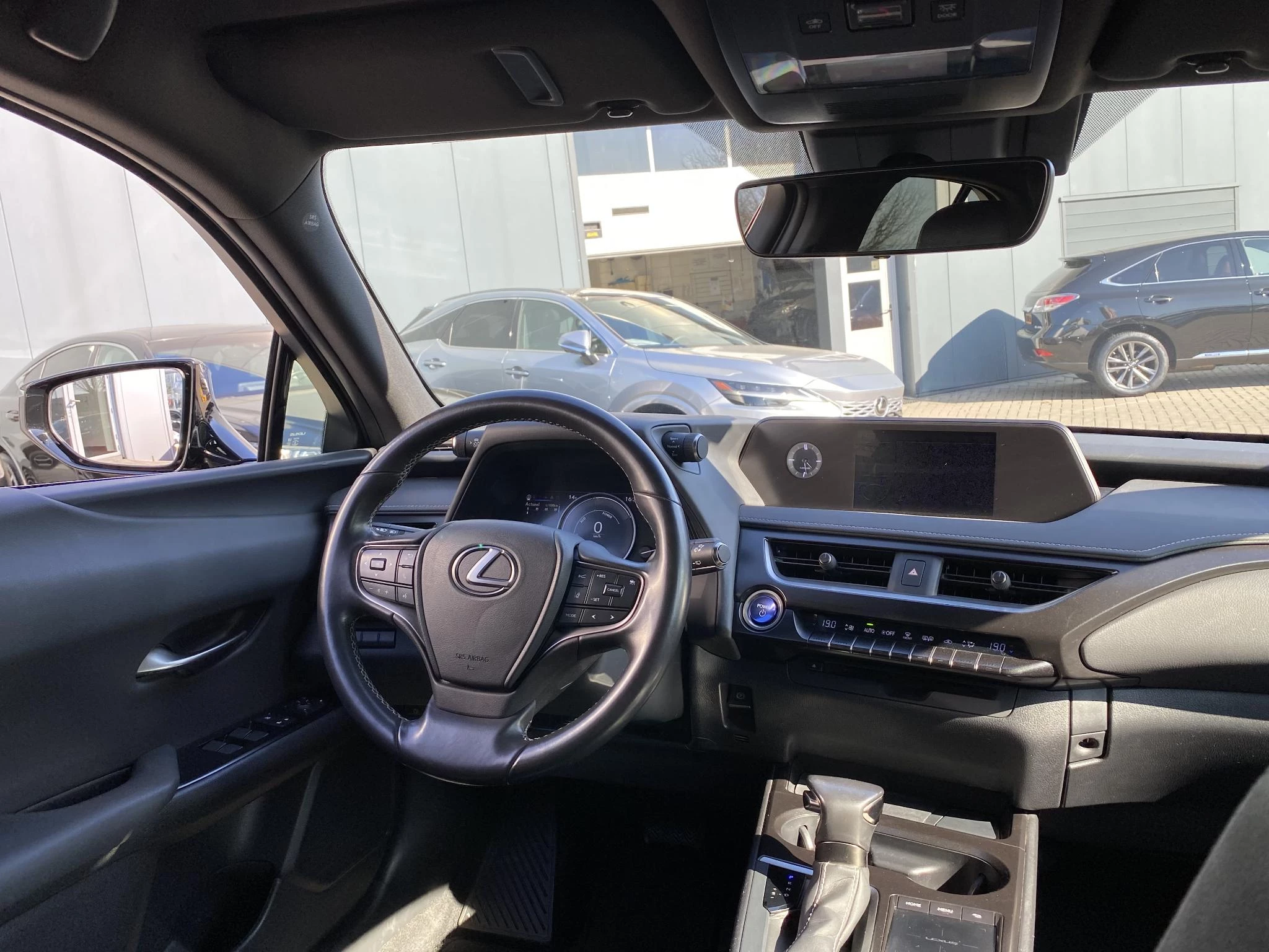 Hoofdafbeelding Lexus UX