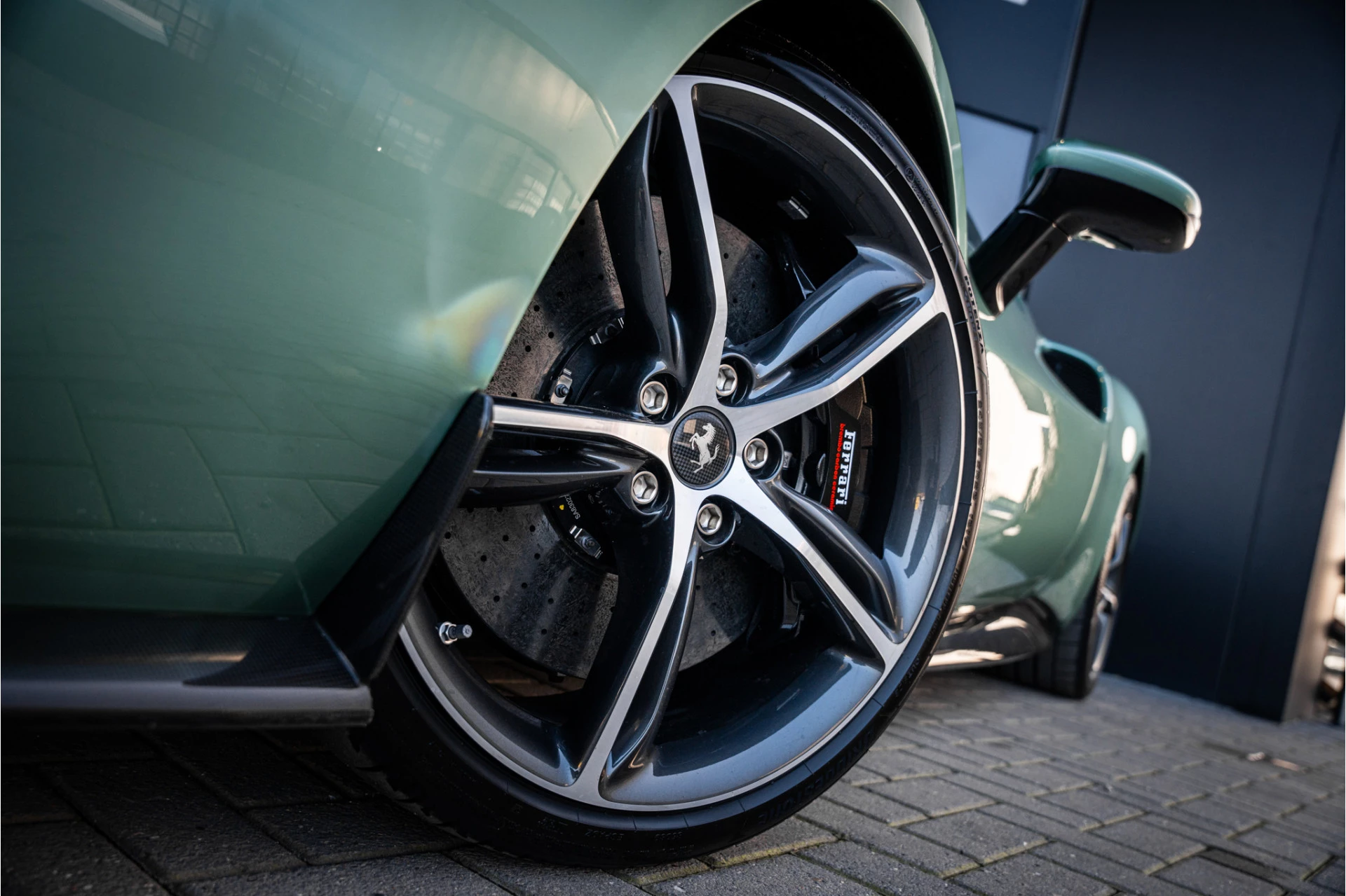 Hoofdafbeelding Ferrari 296