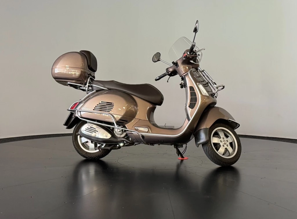 Hoofdafbeelding Vespa GTS