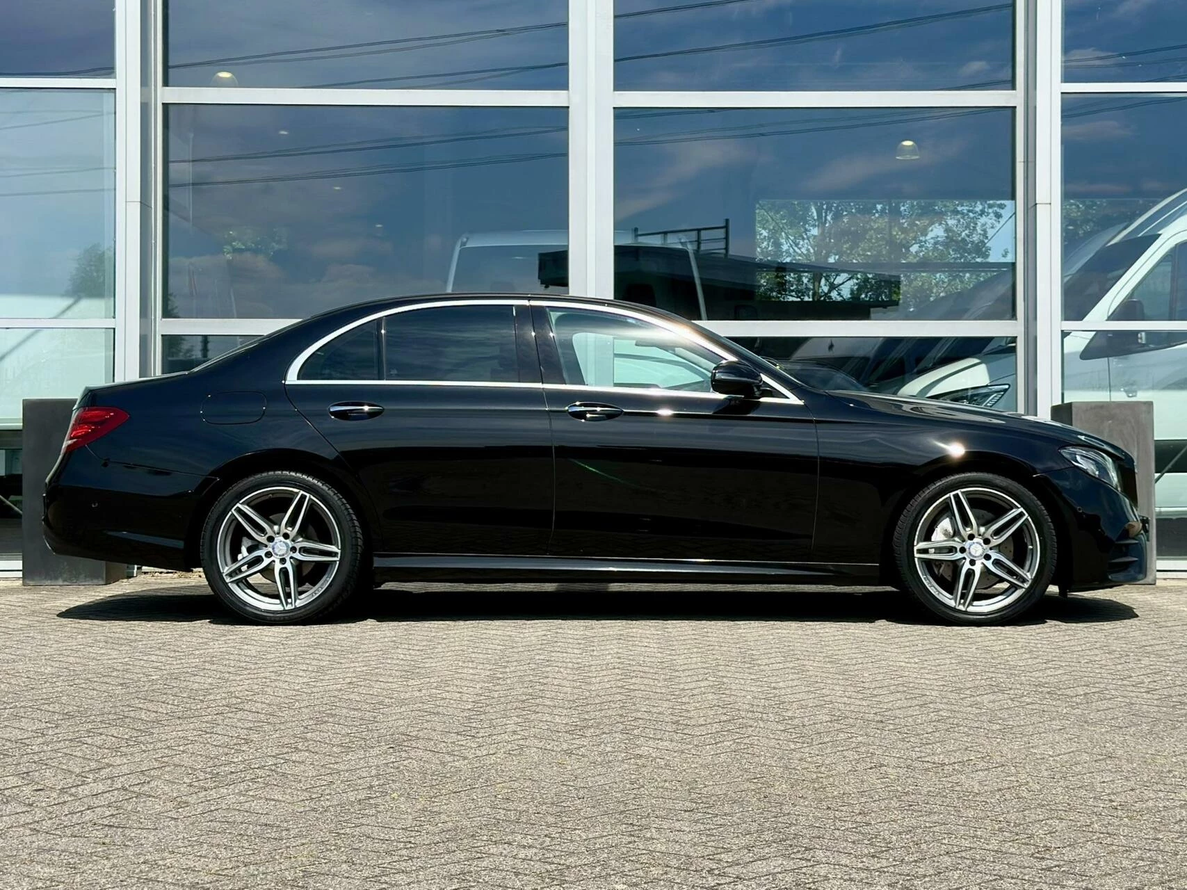 Hoofdafbeelding Mercedes-Benz E-Klasse
