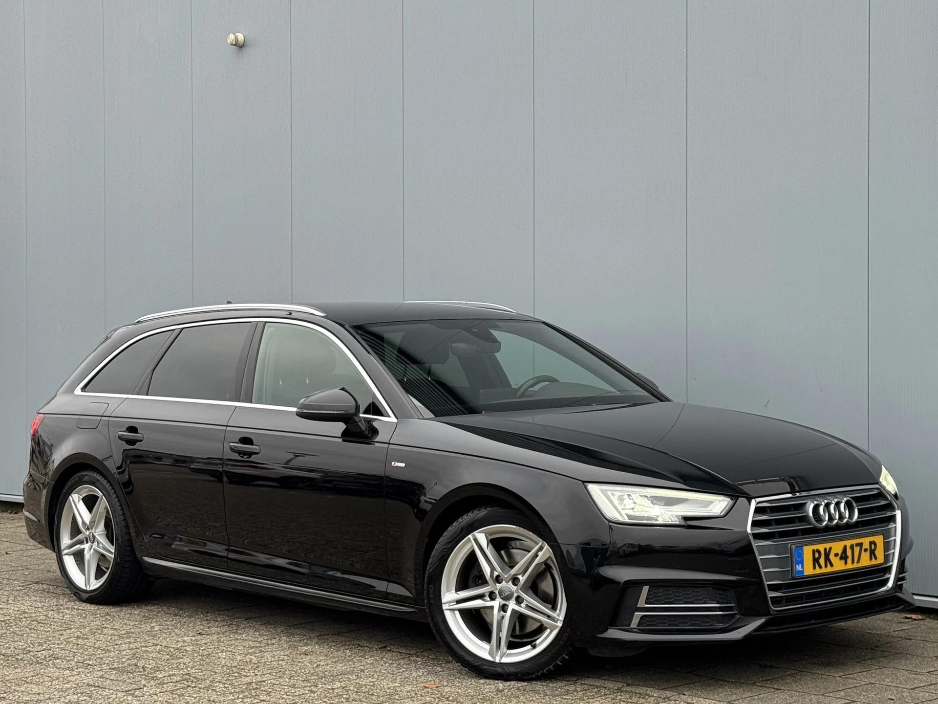 Hoofdafbeelding Audi A4