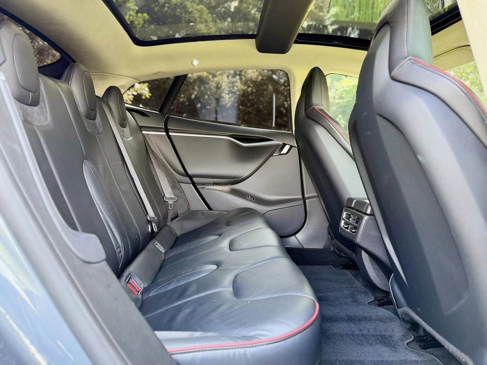 Hoofdafbeelding Tesla Model S