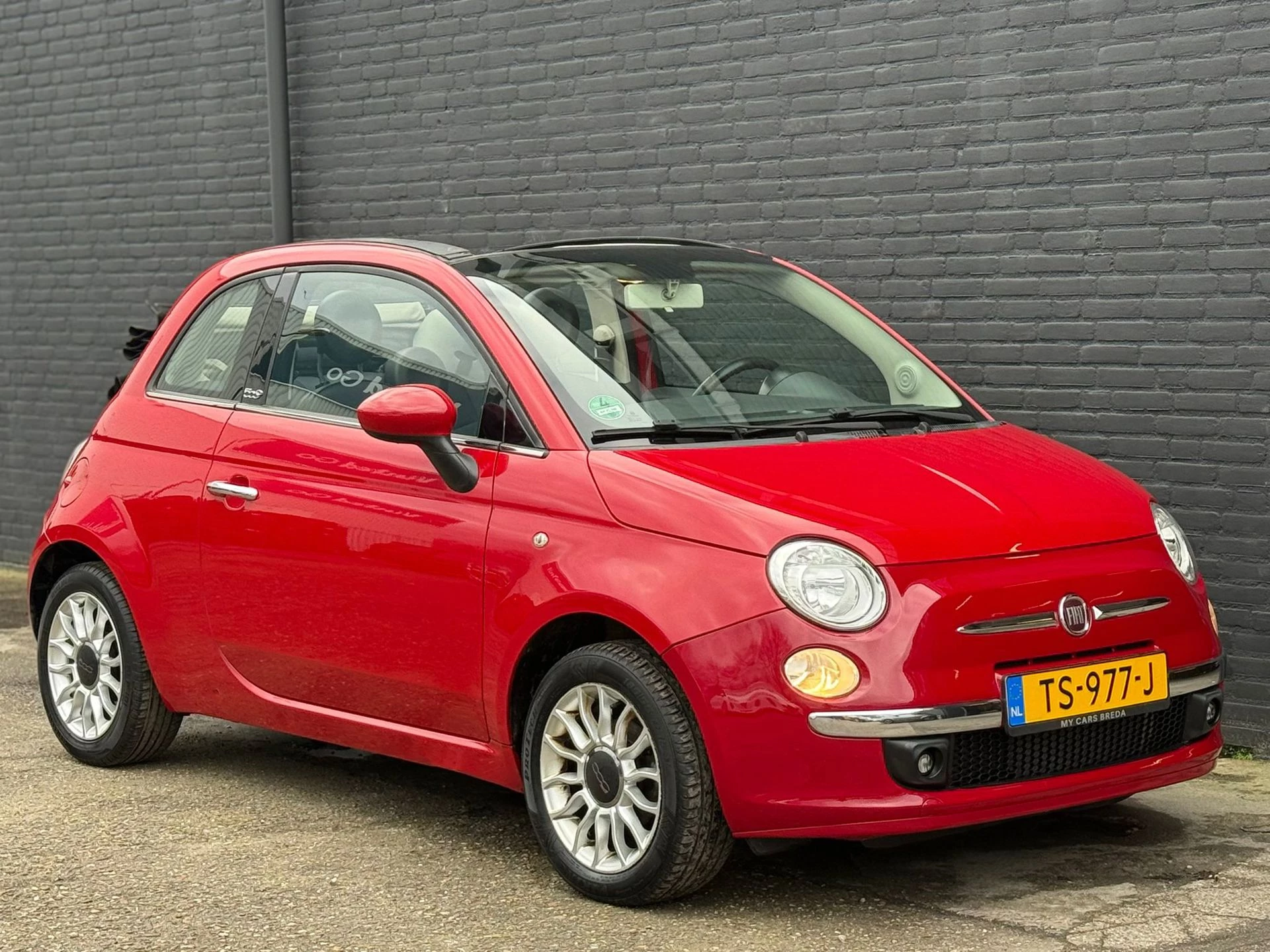 Hoofdafbeelding Fiat 500C