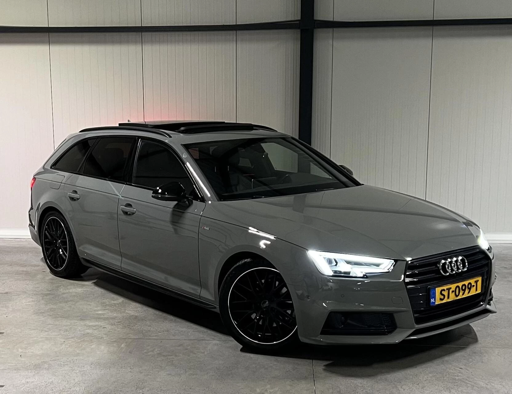 Hoofdafbeelding Audi A4
