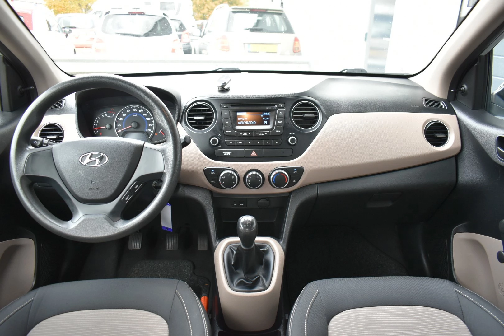 Hoofdafbeelding Hyundai i10
