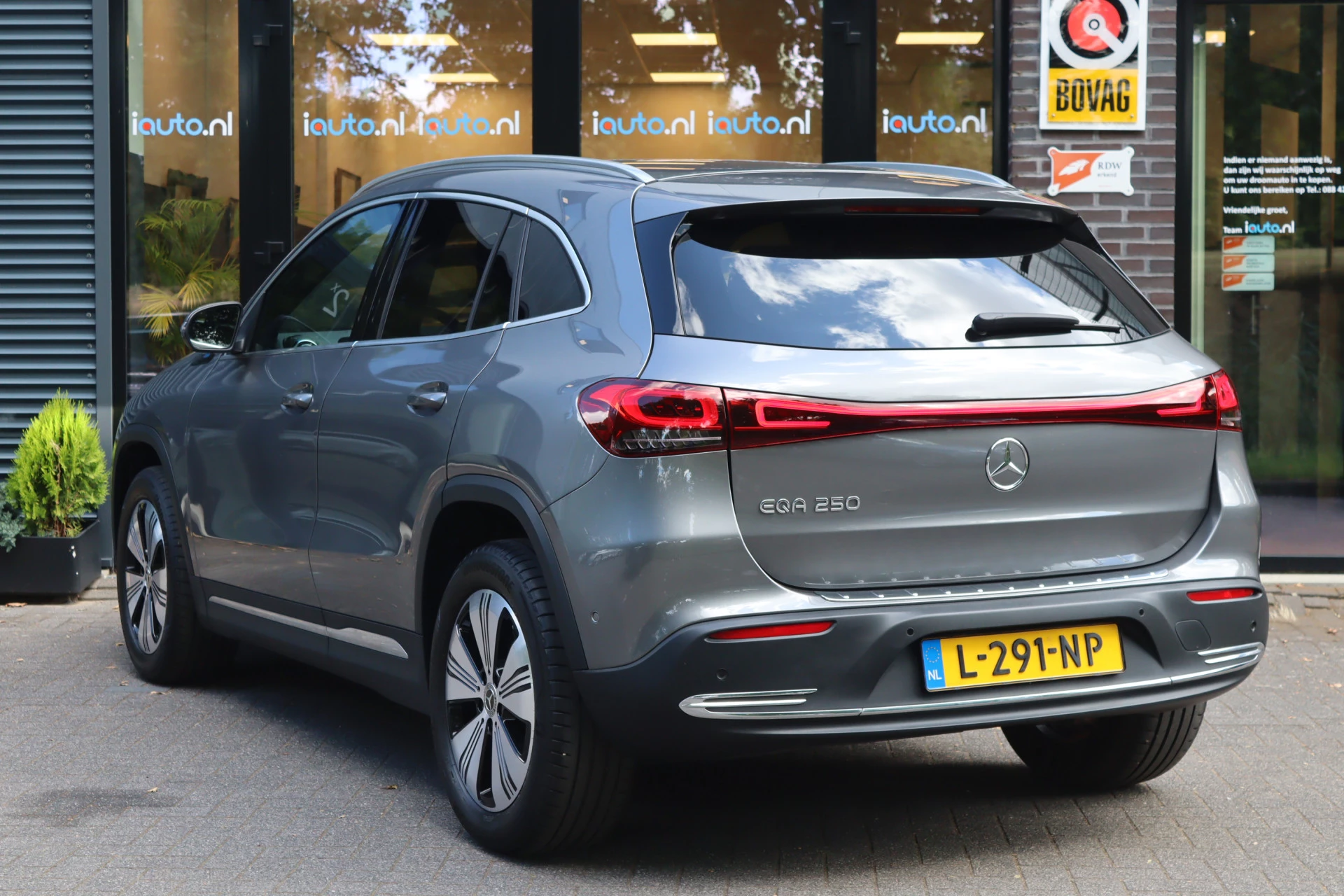 Hoofdafbeelding Mercedes-Benz EQA
