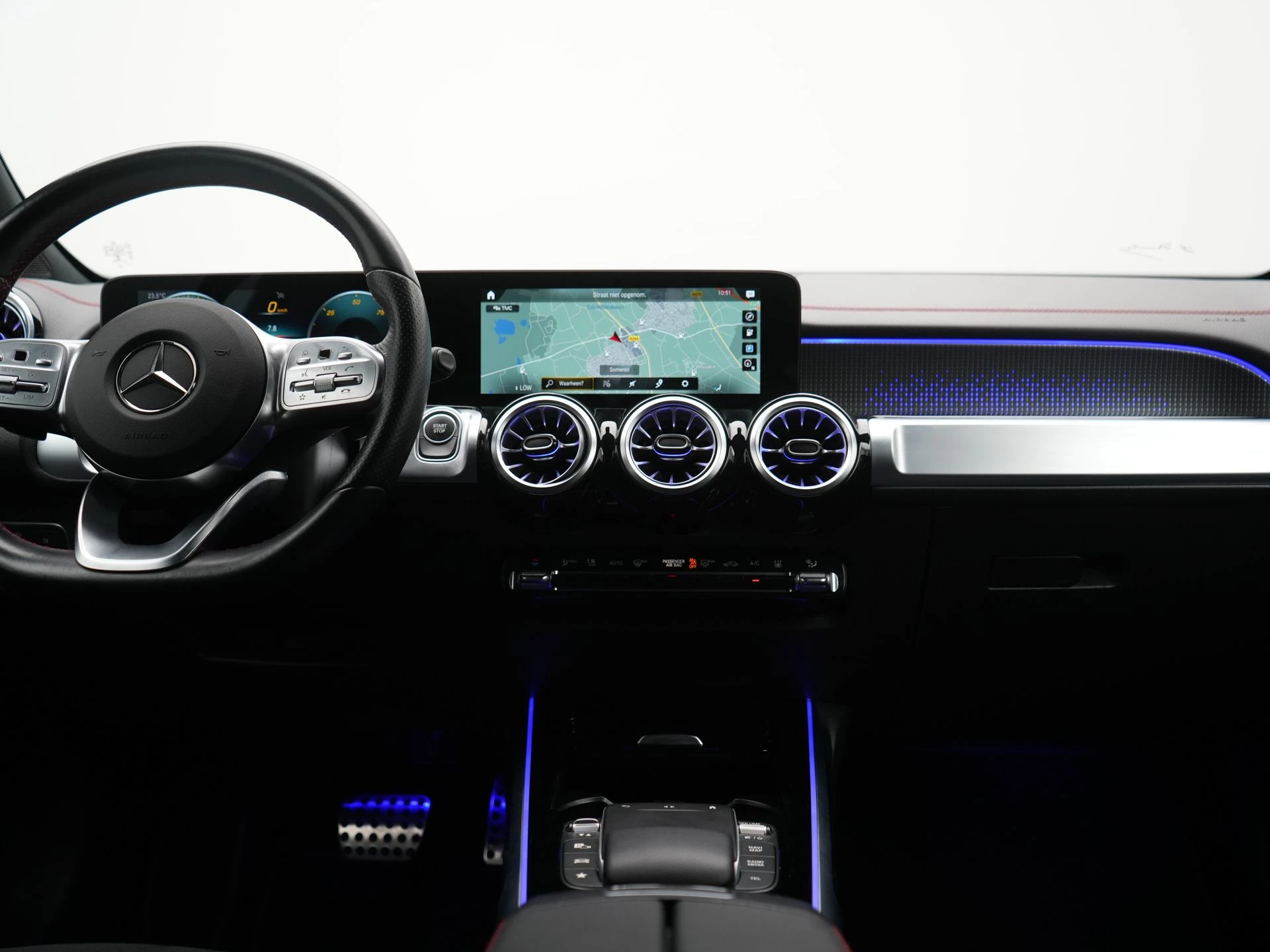 Hoofdafbeelding Mercedes-Benz EQB
