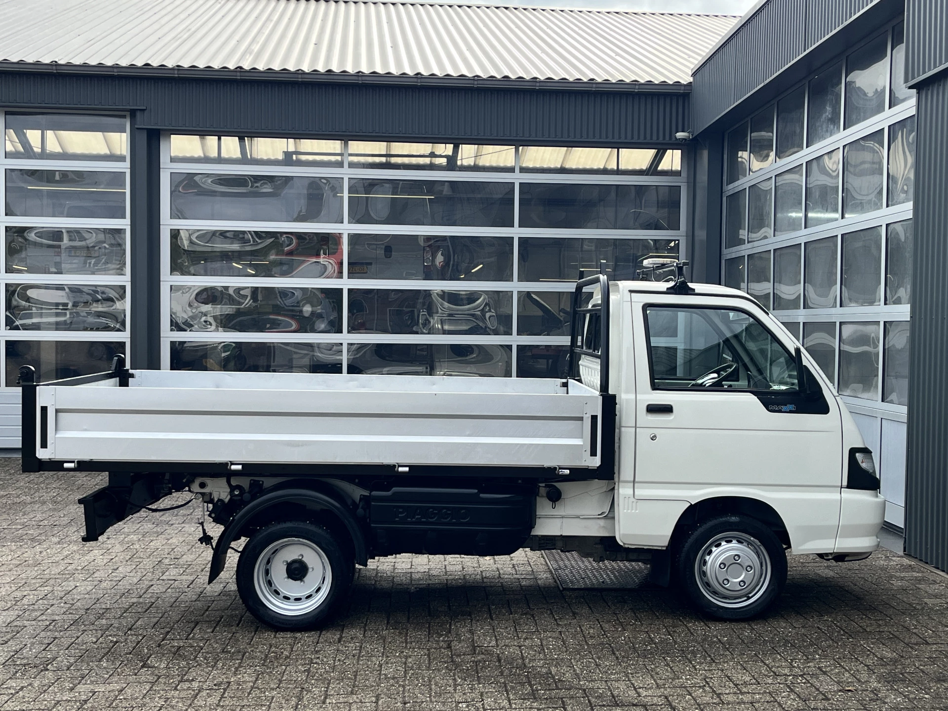 Hoofdafbeelding Piaggio Porter