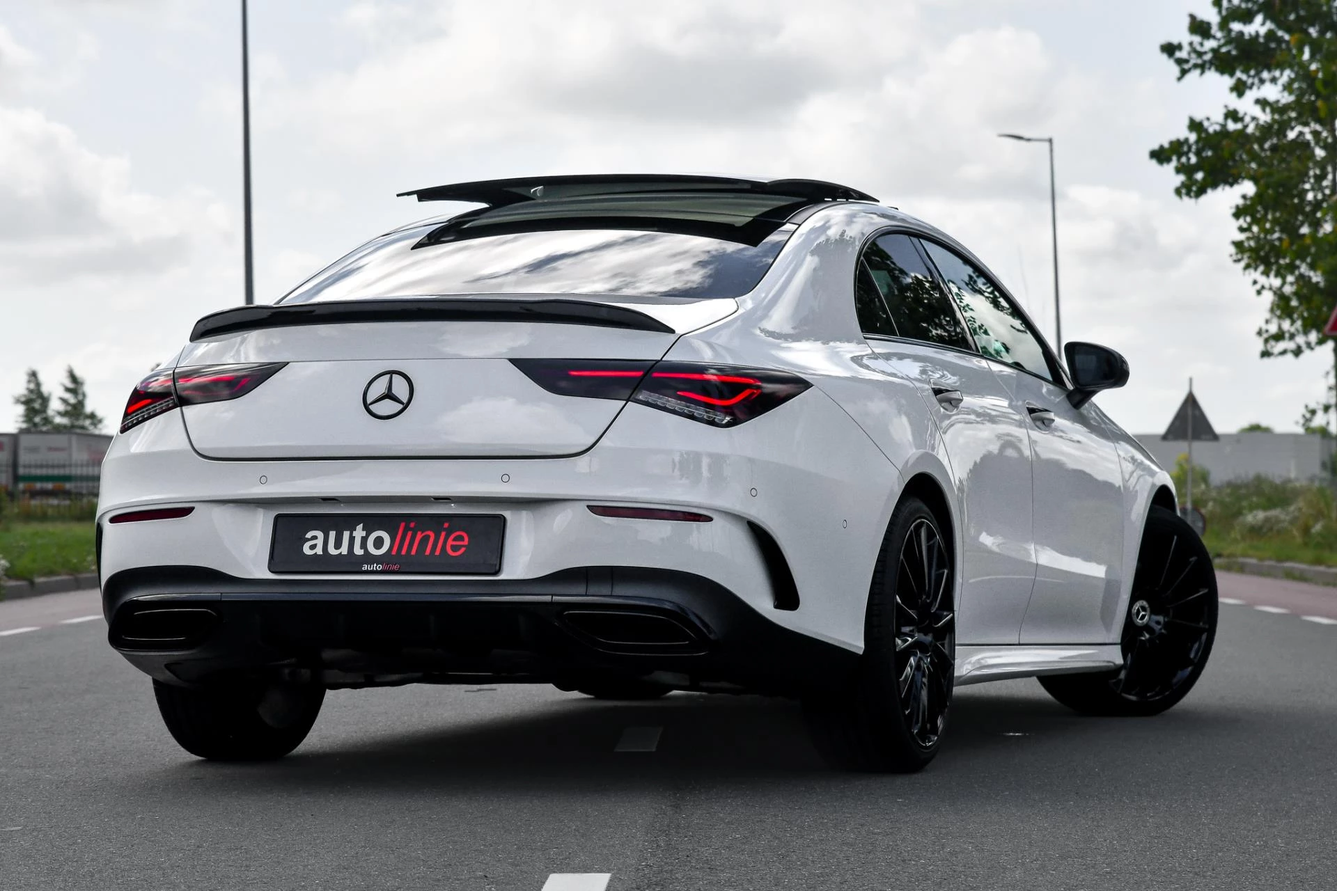 Hoofdafbeelding Mercedes-Benz CLA