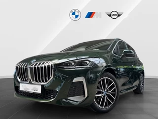 BMW 2 Serie Active Tourer 230e xDrive M-SPORT ** LED, NAVI+, LEDER/ALC, PANORAMA, HuD, PRIVACY, 18-inch LMV - Ex BMW-AG - UNFALLFREI ** ** INFORMEER OOK NAAR ONZE AANTREKKELIJKE FINANCIAL-LEASE TARIEVEN **