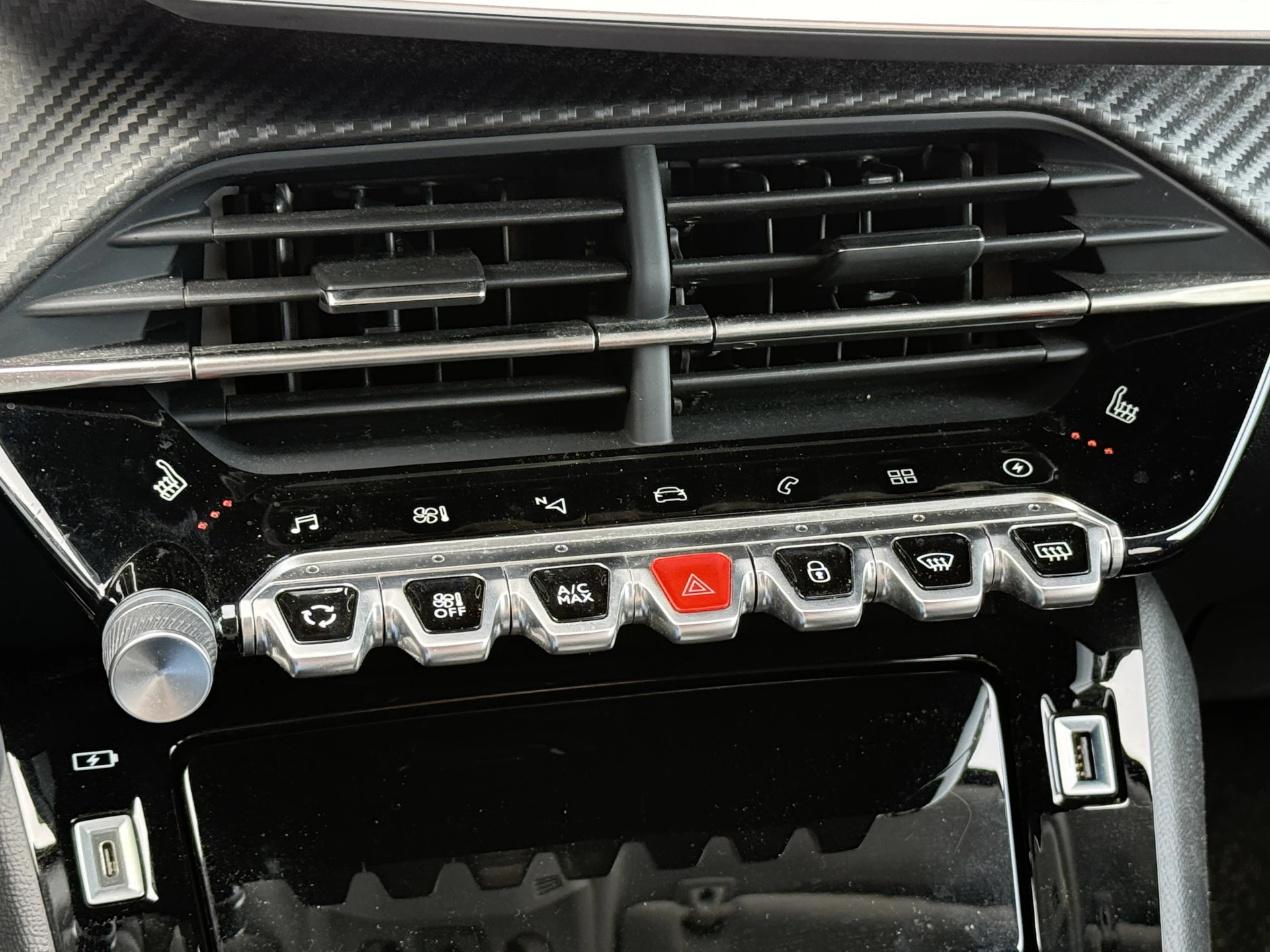 Hoofdafbeelding Peugeot e-208