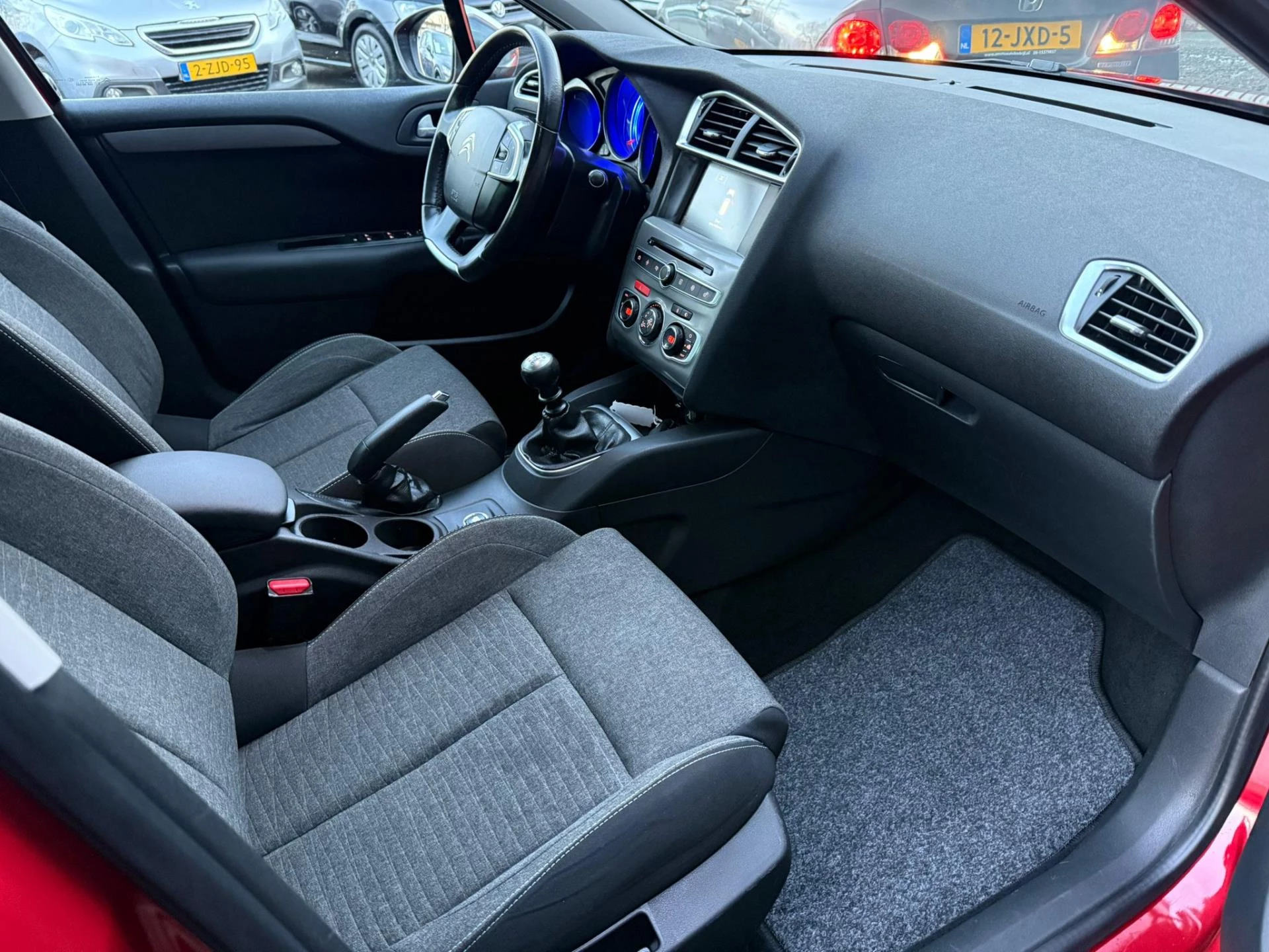 Hoofdafbeelding Citroën C4