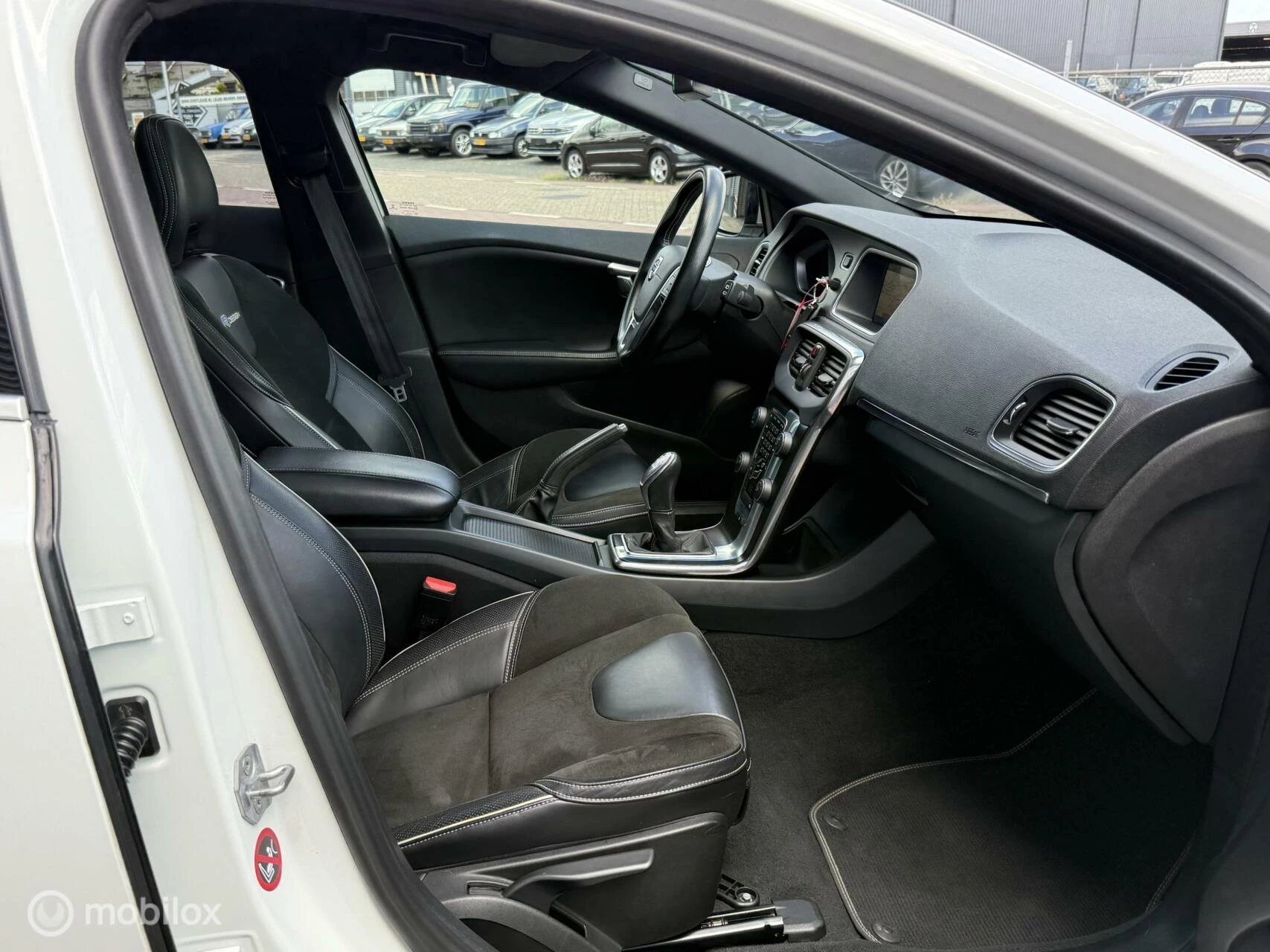 Hoofdafbeelding Volvo V40