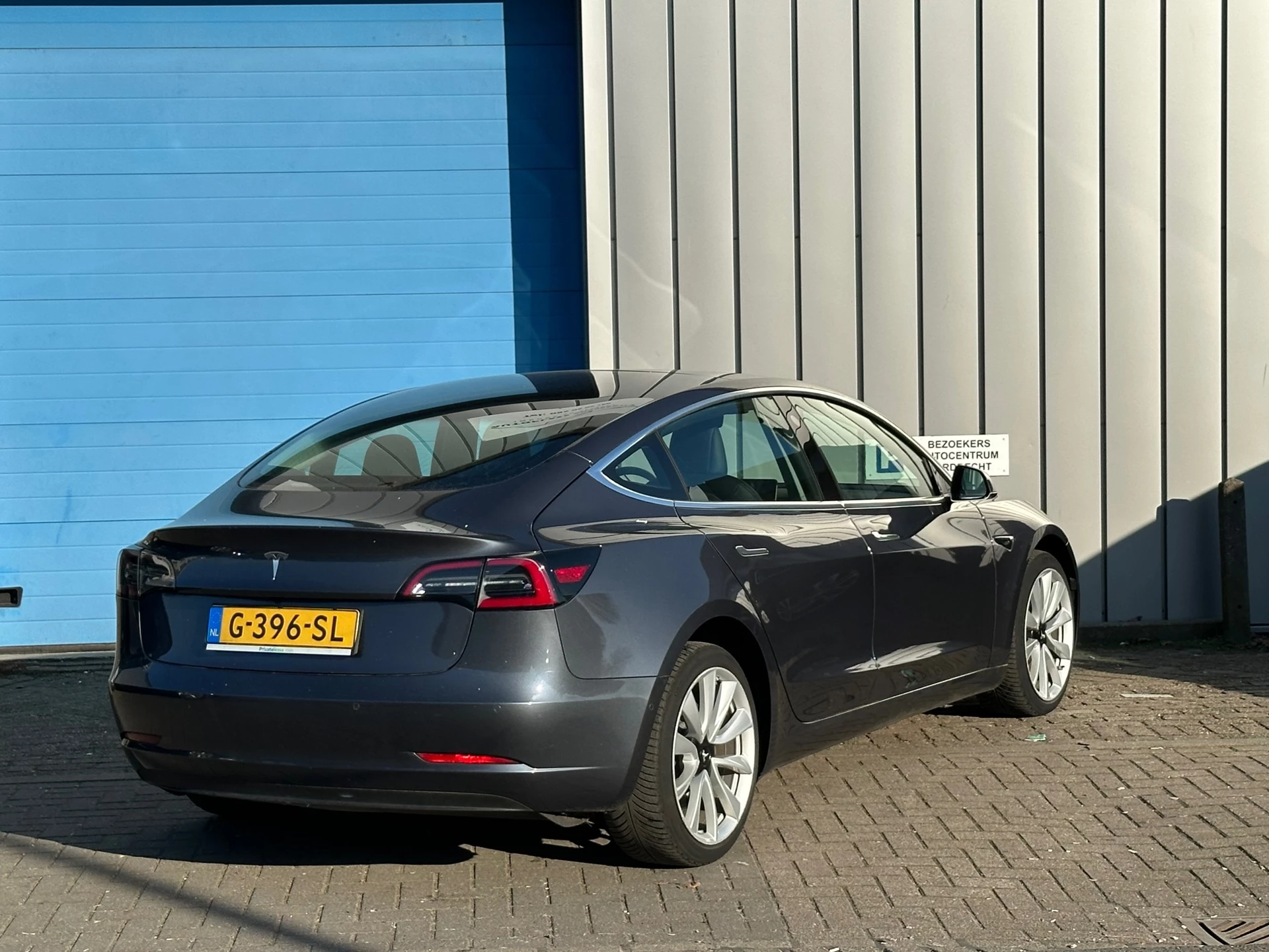 Hoofdafbeelding Tesla Model 3