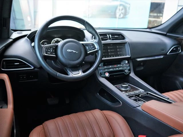 Hoofdafbeelding Jaguar F-PACE