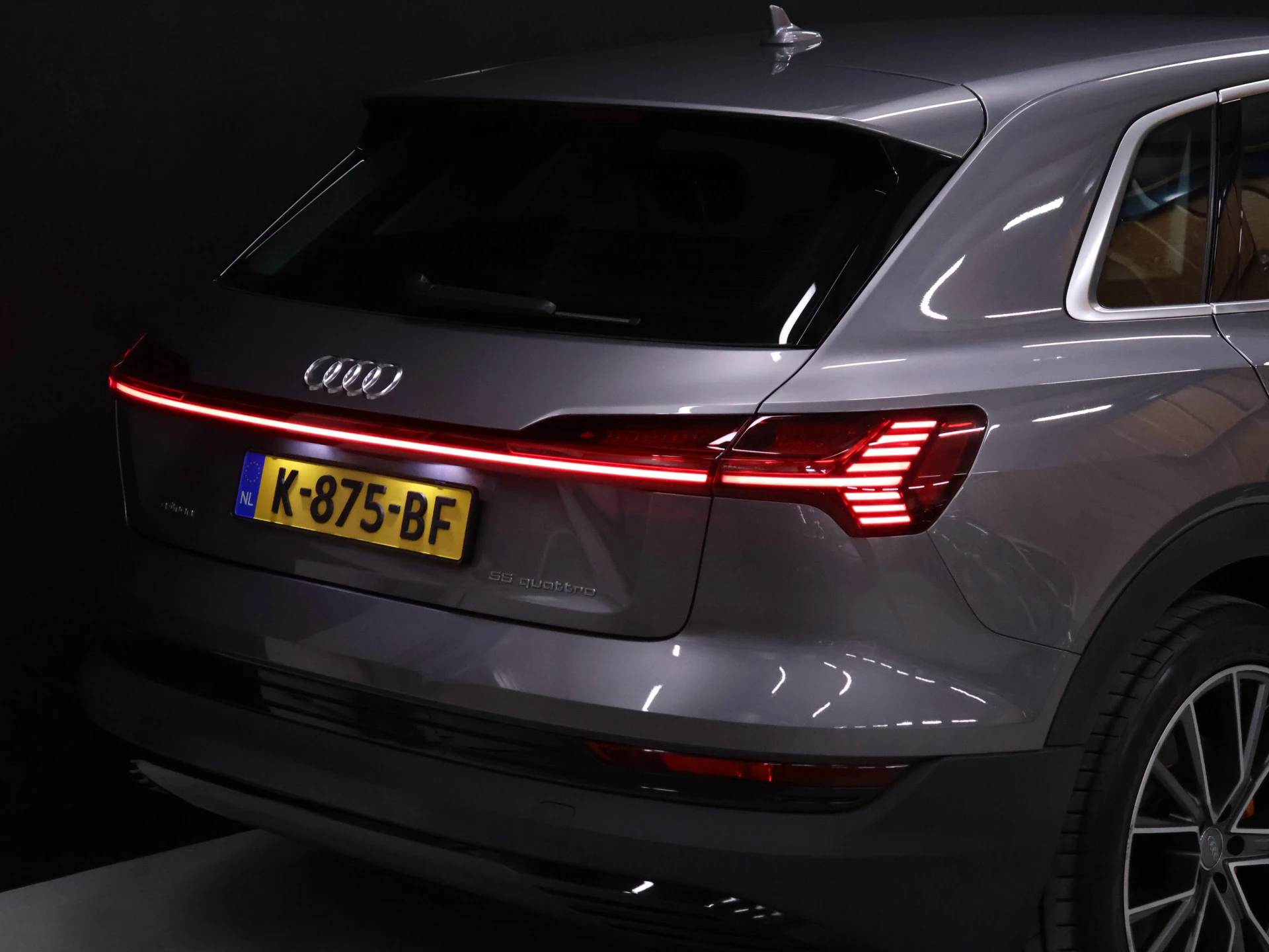 Hoofdafbeelding Audi e-tron