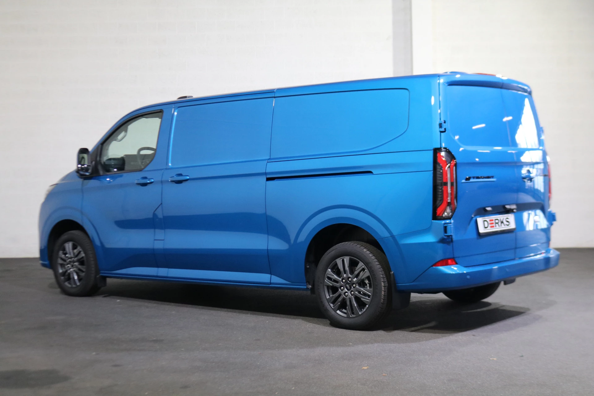 Hoofdafbeelding Ford E-Transit Custom