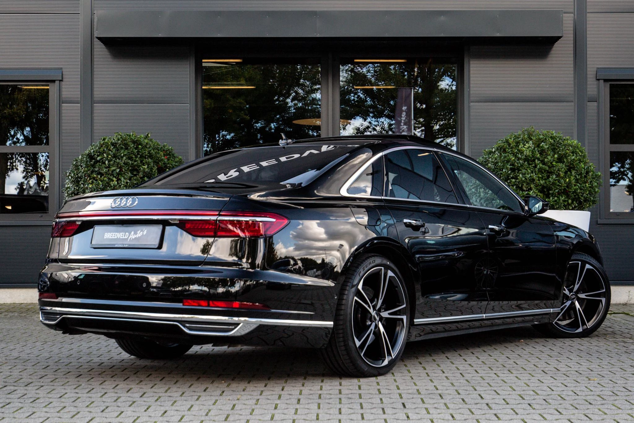 Hoofdafbeelding Audi A8