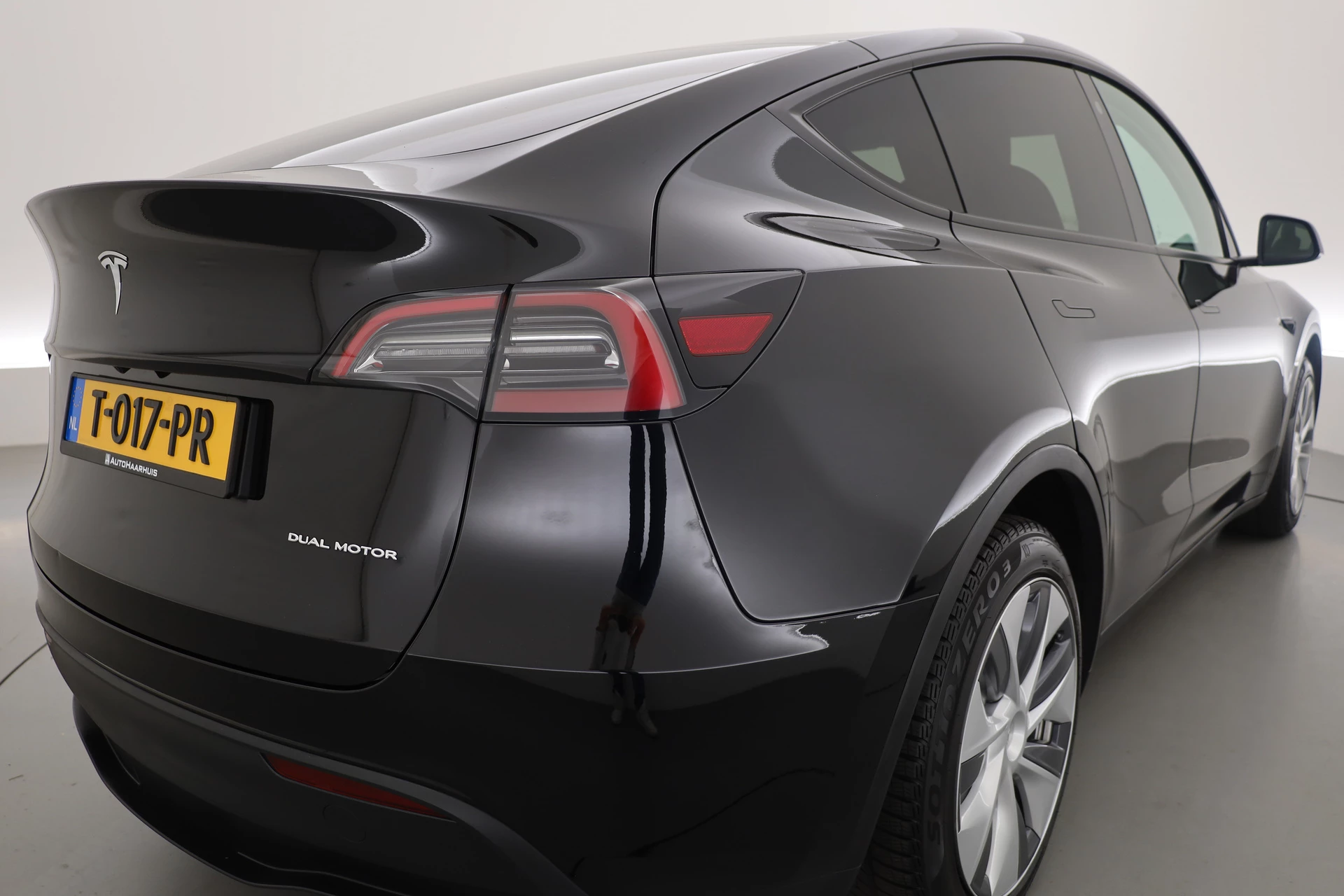 Hoofdafbeelding Tesla Model Y