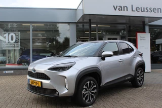 Toyota Yaris Cross 1.5 HYBRID DYNAMIC+ STOEL/STUURVERW PARK-SENSOREN APPLE/ANDROID CLIMA AD-CRUISE 17" LM-VELGEN