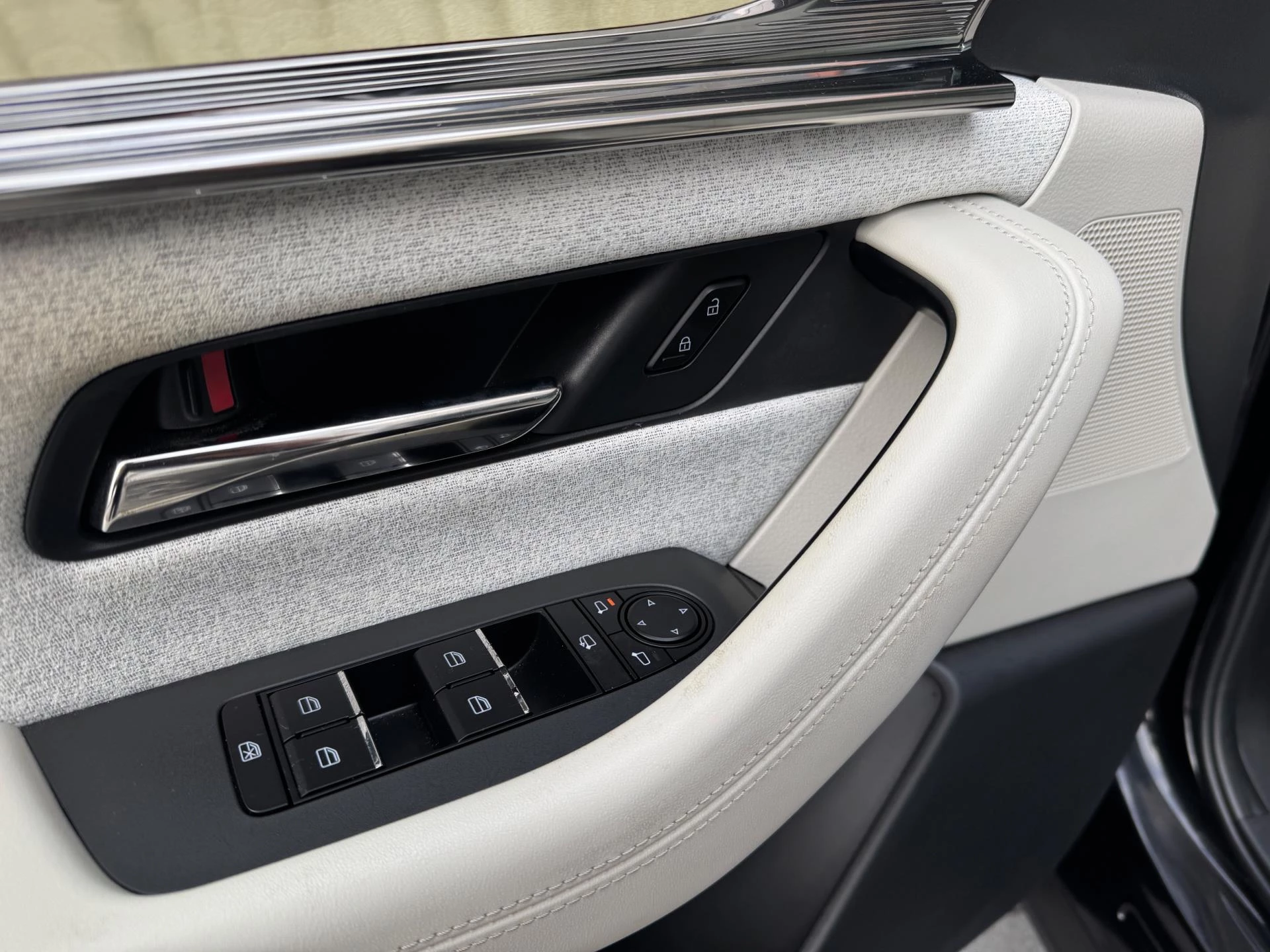 Hoofdafbeelding Mazda CX-60