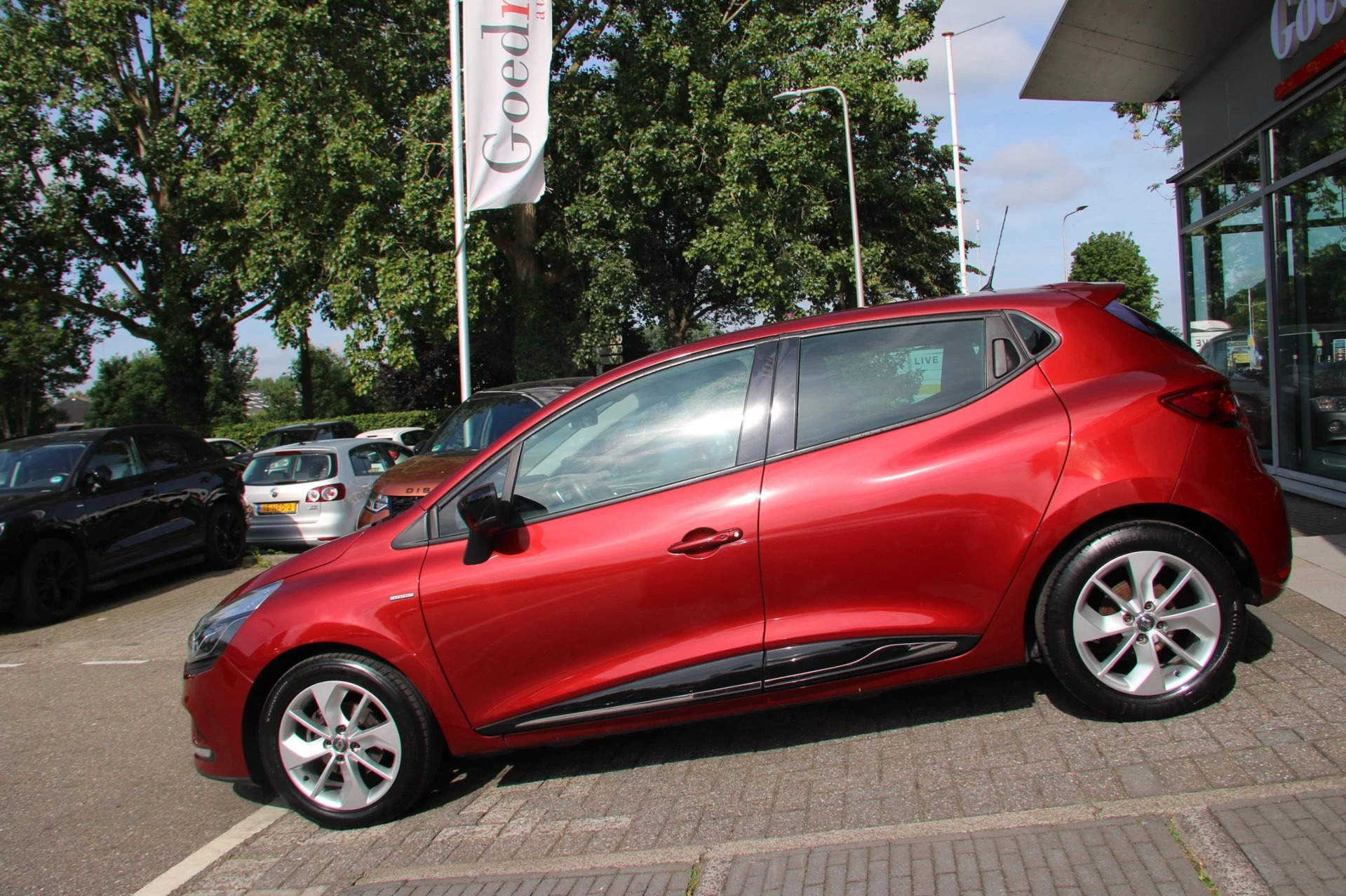 Hoofdafbeelding Renault Clio