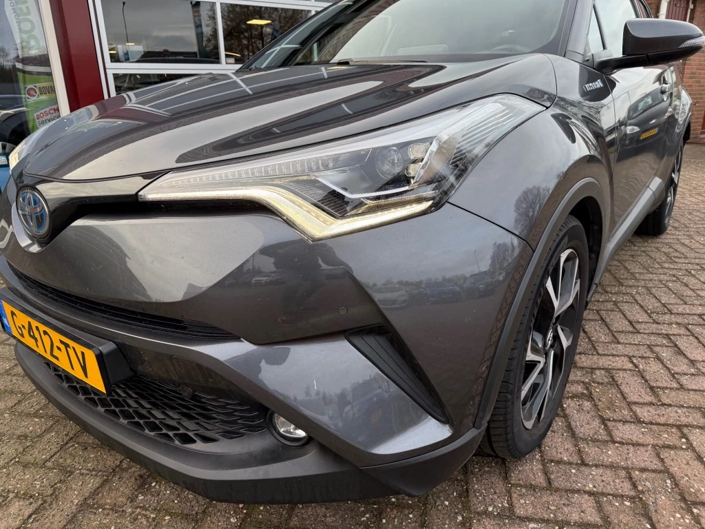 Hoofdafbeelding Toyota C-HR