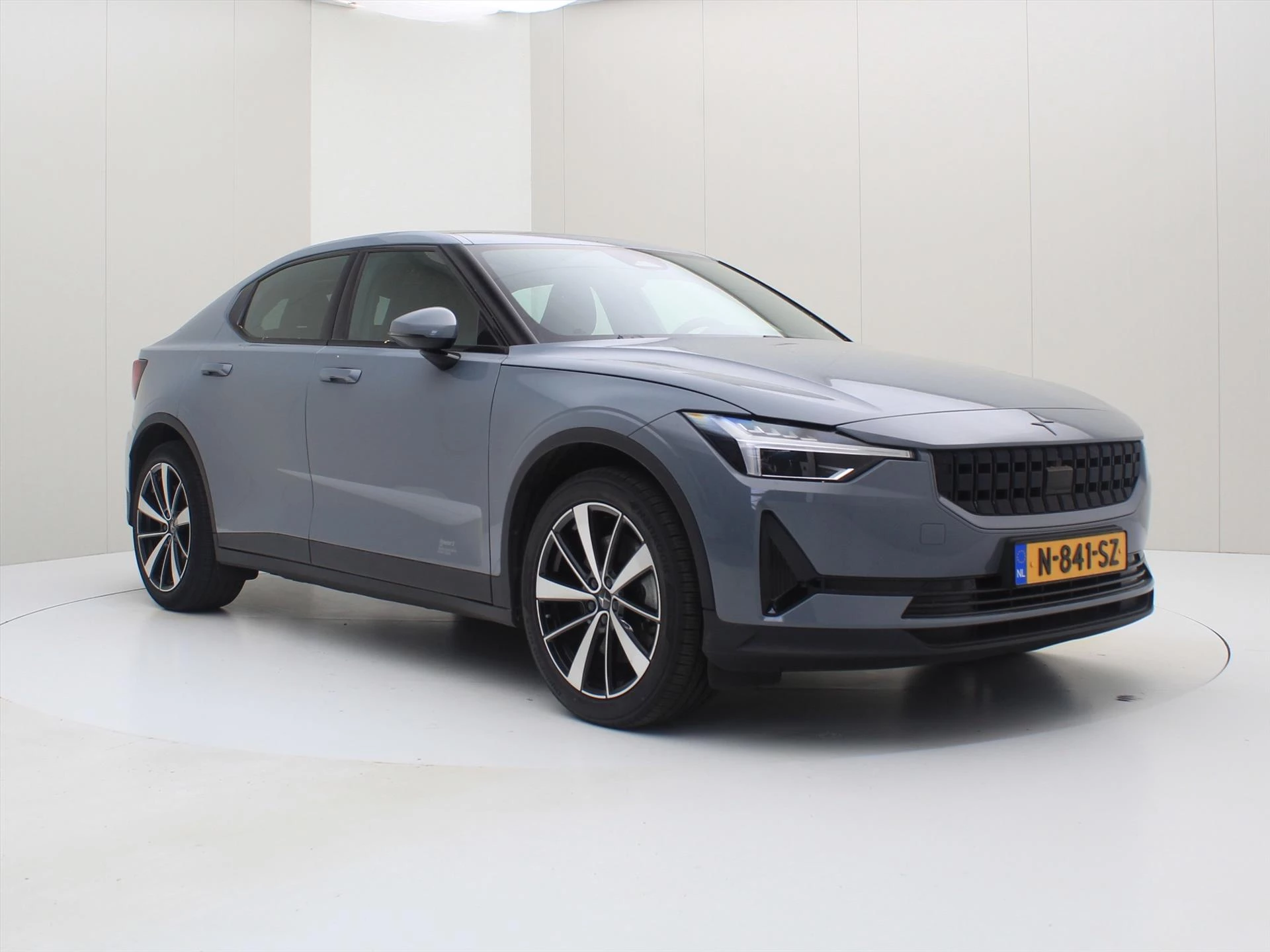 Hoofdafbeelding Polestar 2