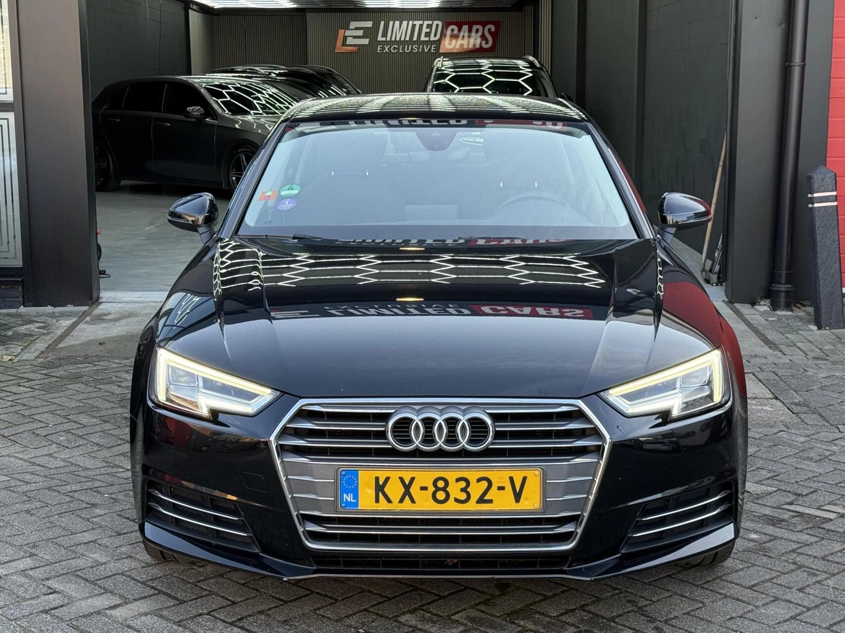 Hoofdafbeelding Audi A4