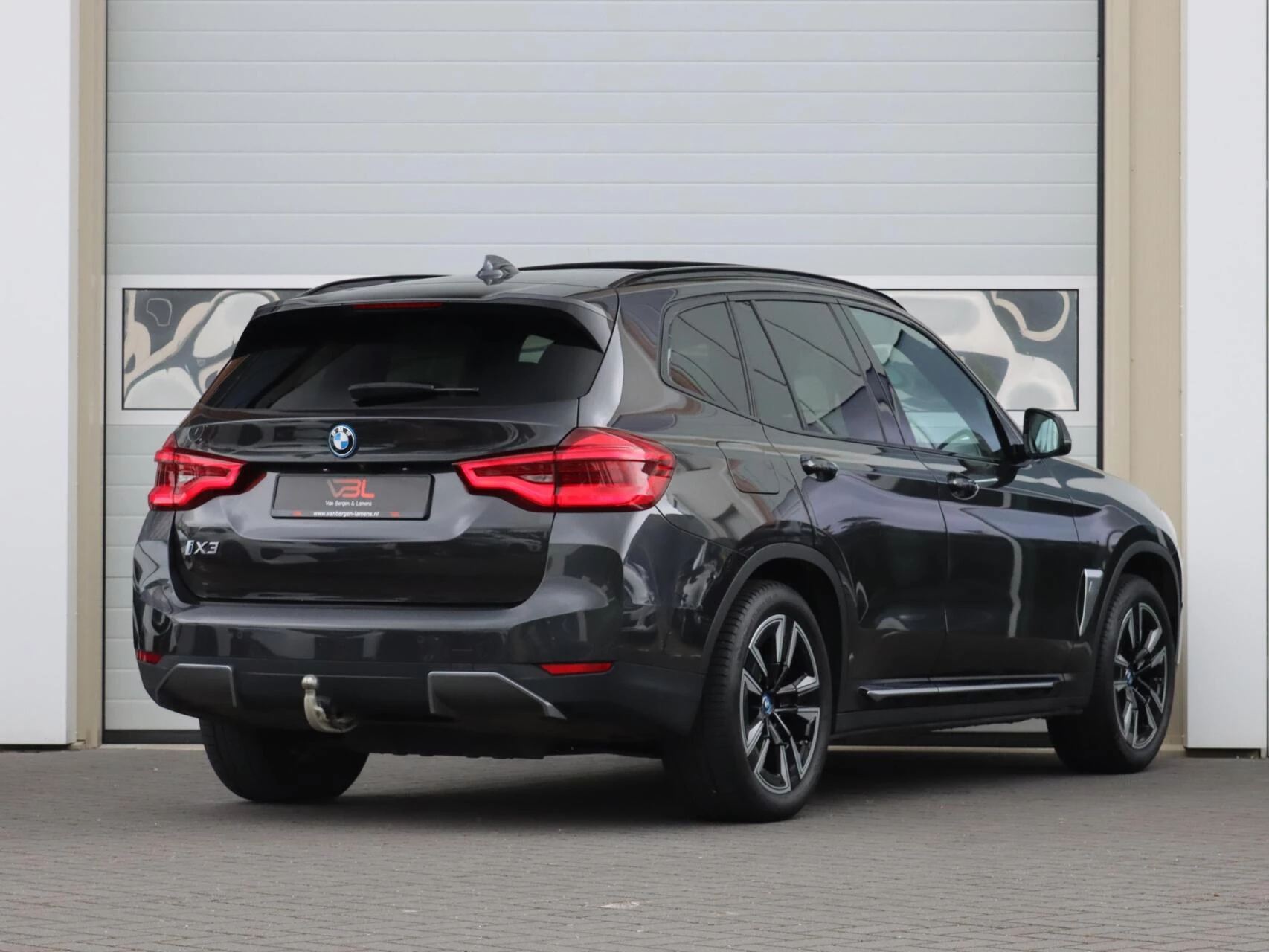 Hoofdafbeelding BMW iX3
