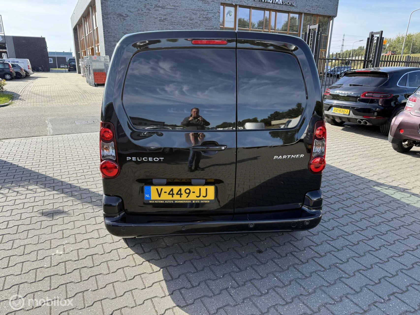 Hoofdafbeelding Peugeot Partner