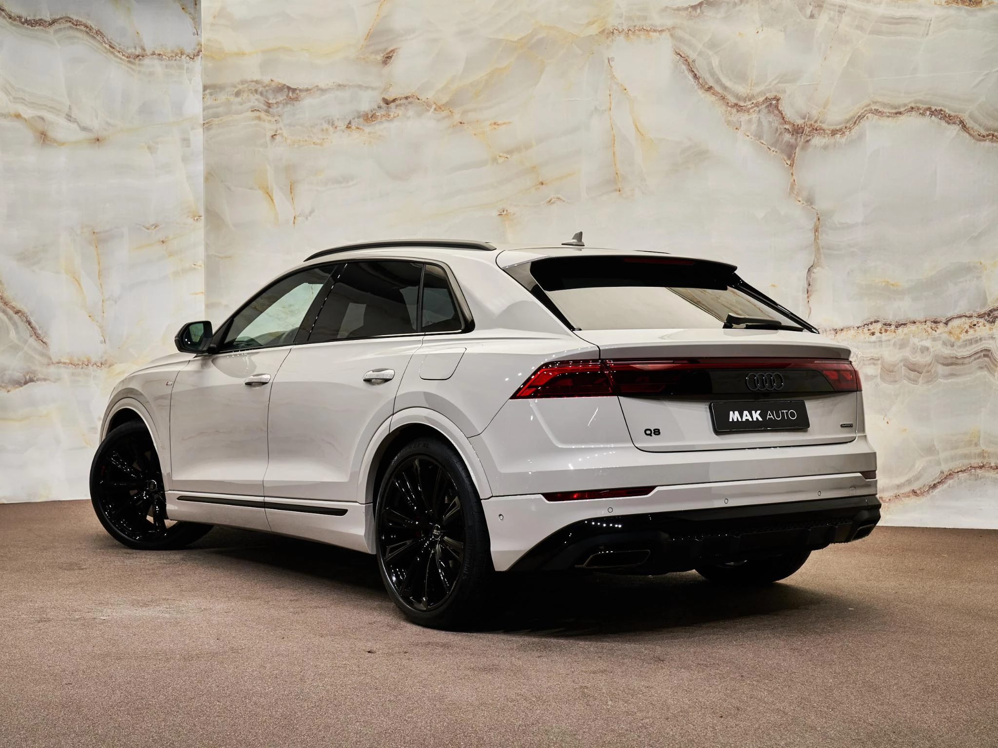 Hoofdafbeelding Audi Q8