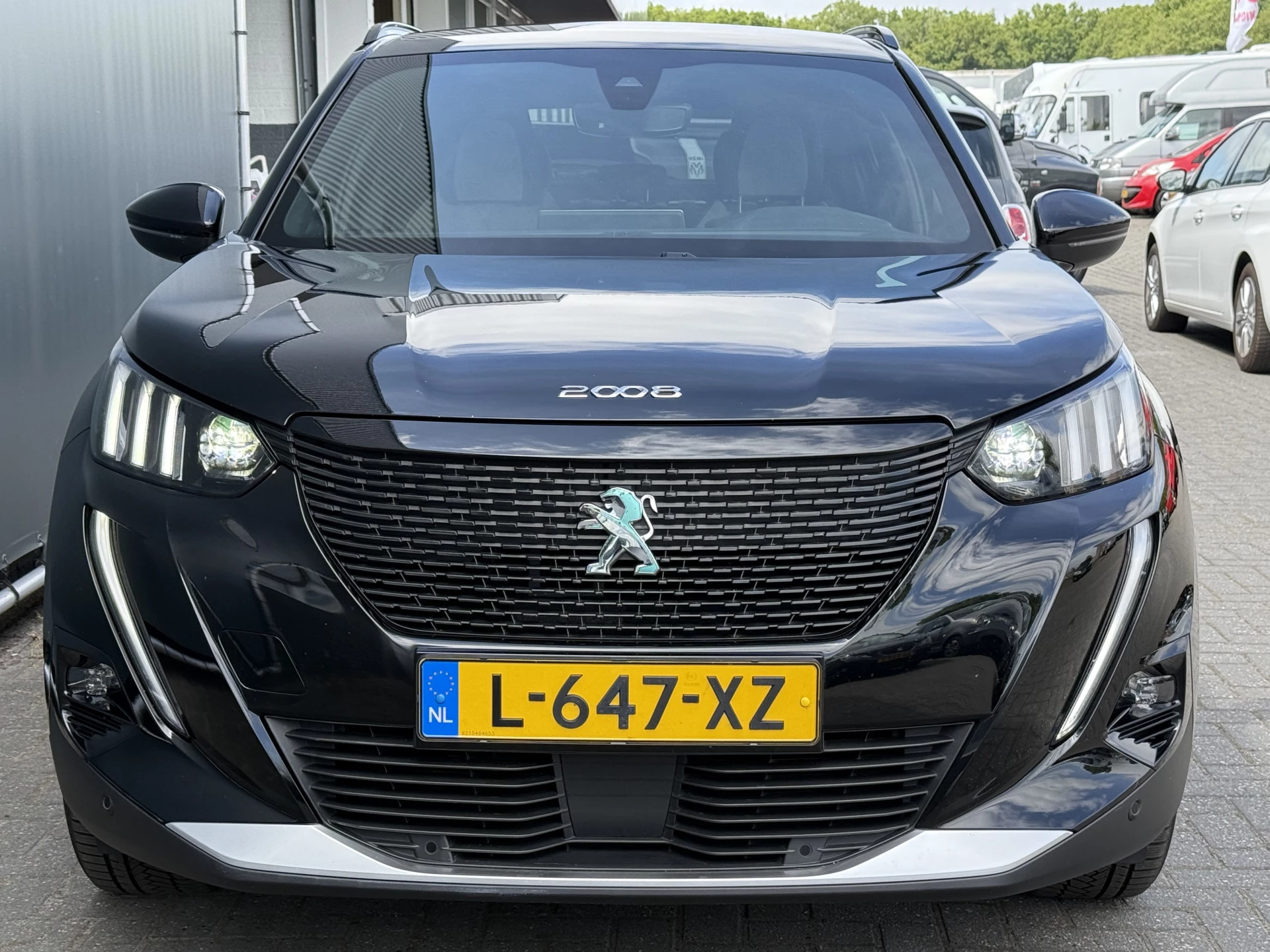 Hoofdafbeelding Peugeot e-2008