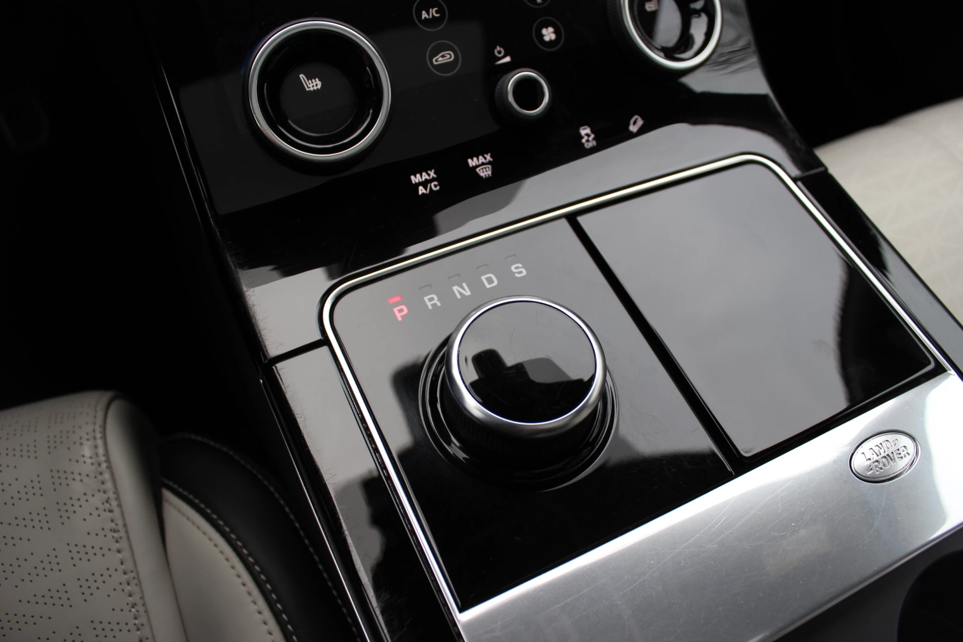 Hoofdafbeelding Land Rover Range Rover Velar