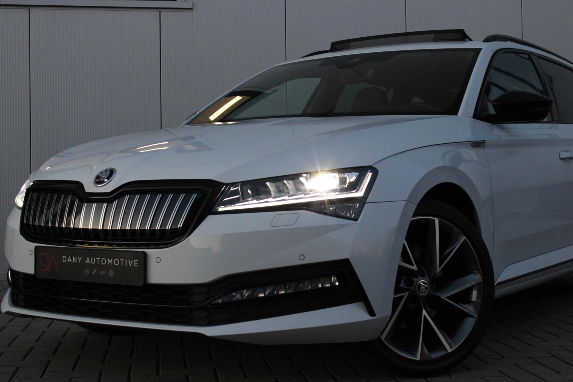 Hoofdafbeelding Škoda Superb