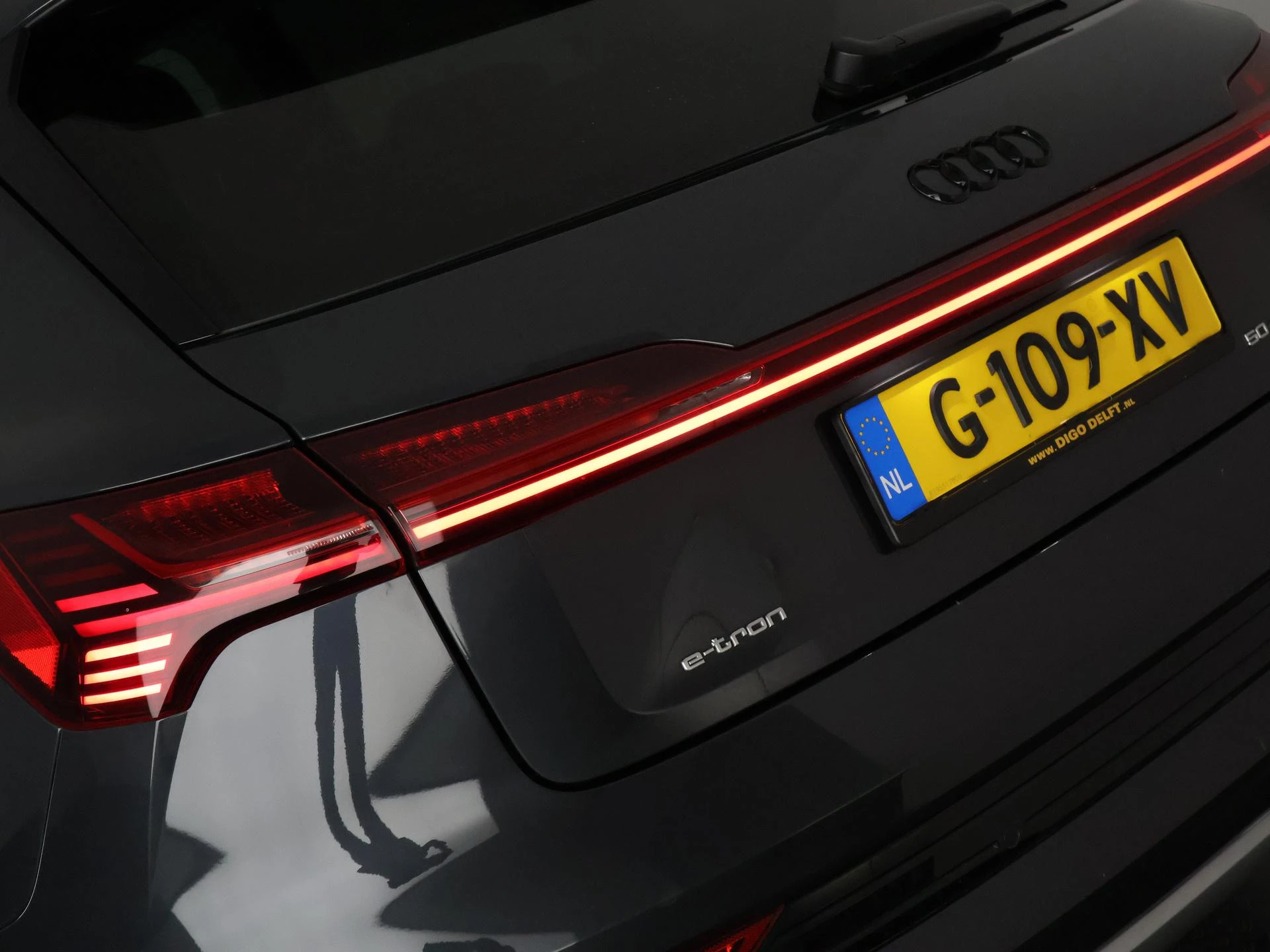 Hoofdafbeelding Audi e-tron