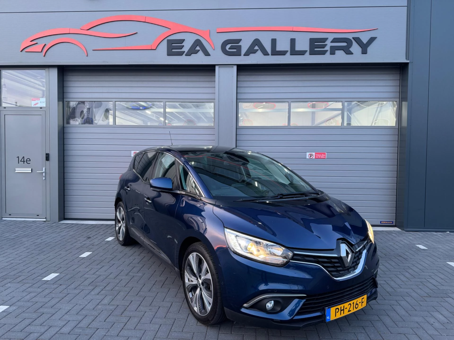Hoofdafbeelding Renault Scénic