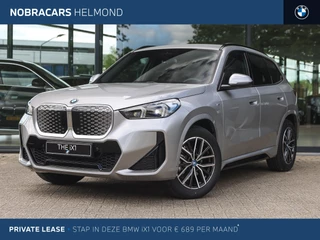 BMW iX1 eDrive20 M Sport / Trekhaak / Sportstoelen / Adaptieve LED / M Adaptief onderstel / Parking Assistant / Comfort Access