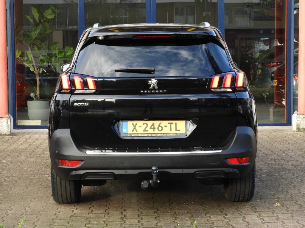 Hoofdafbeelding Peugeot 5008