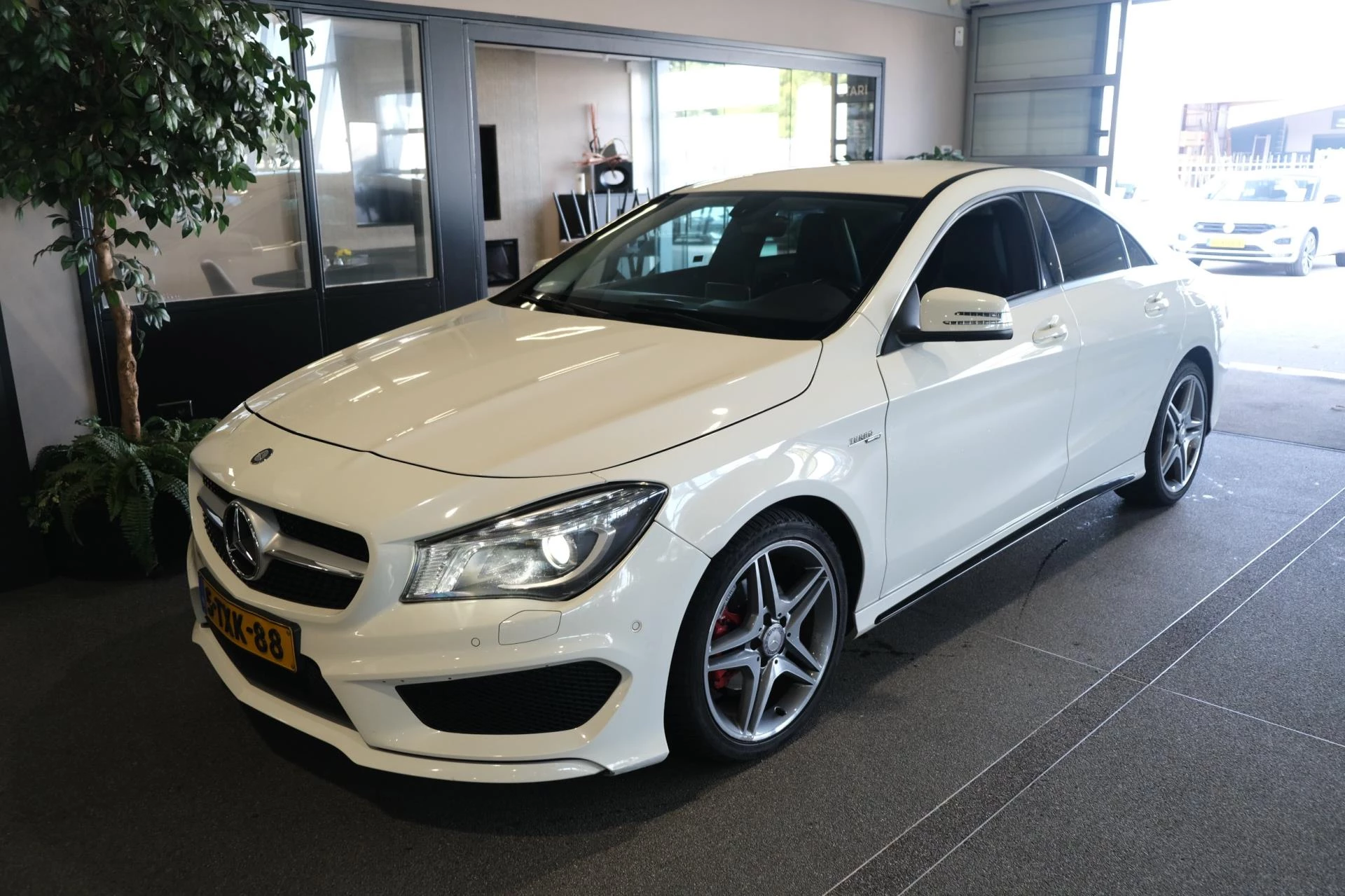 Hoofdafbeelding Mercedes-Benz CLA