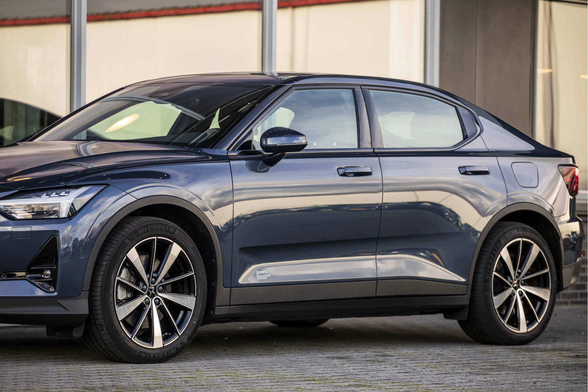 Hoofdafbeelding Polestar 2