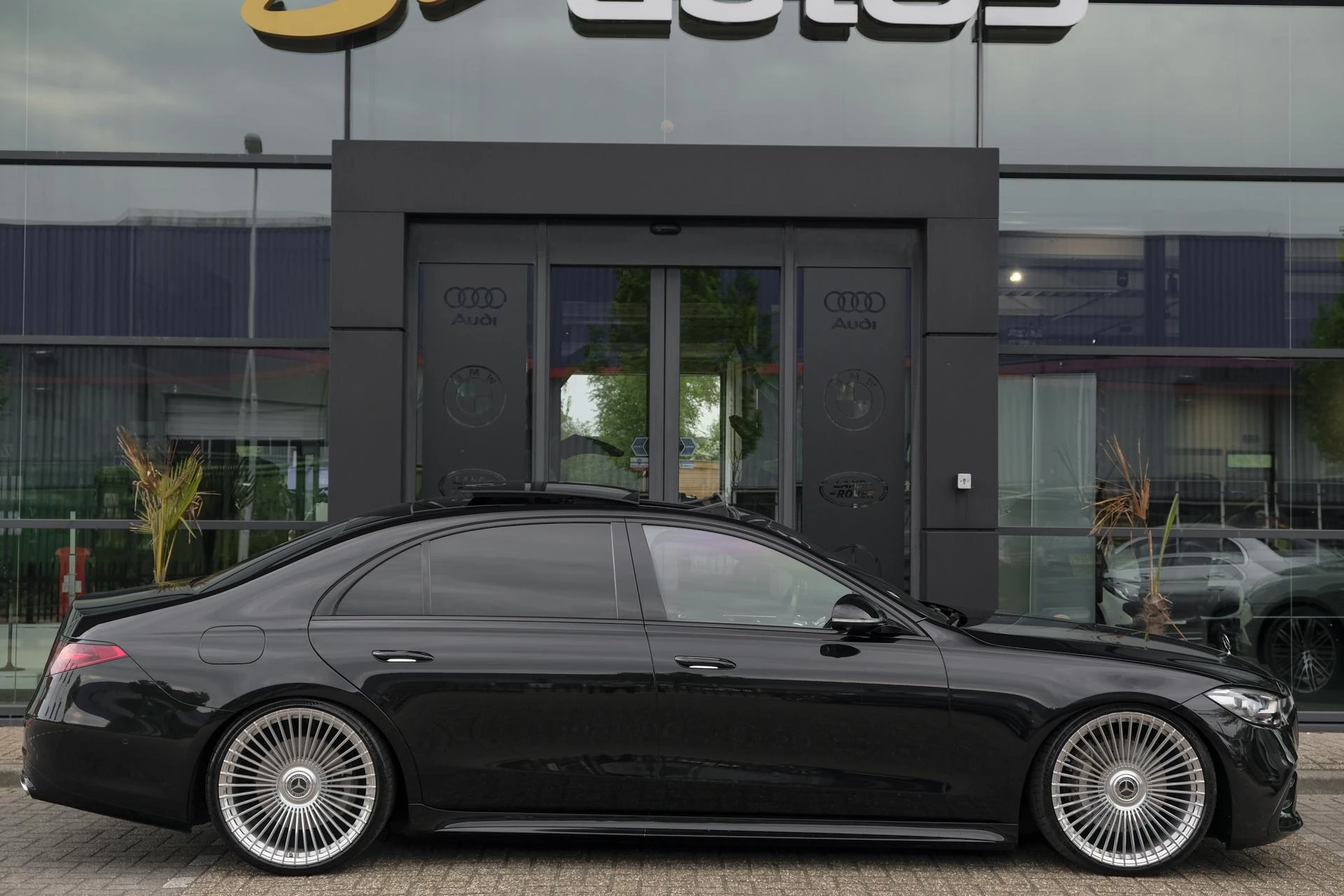 Hoofdafbeelding Mercedes-Benz S-Klasse